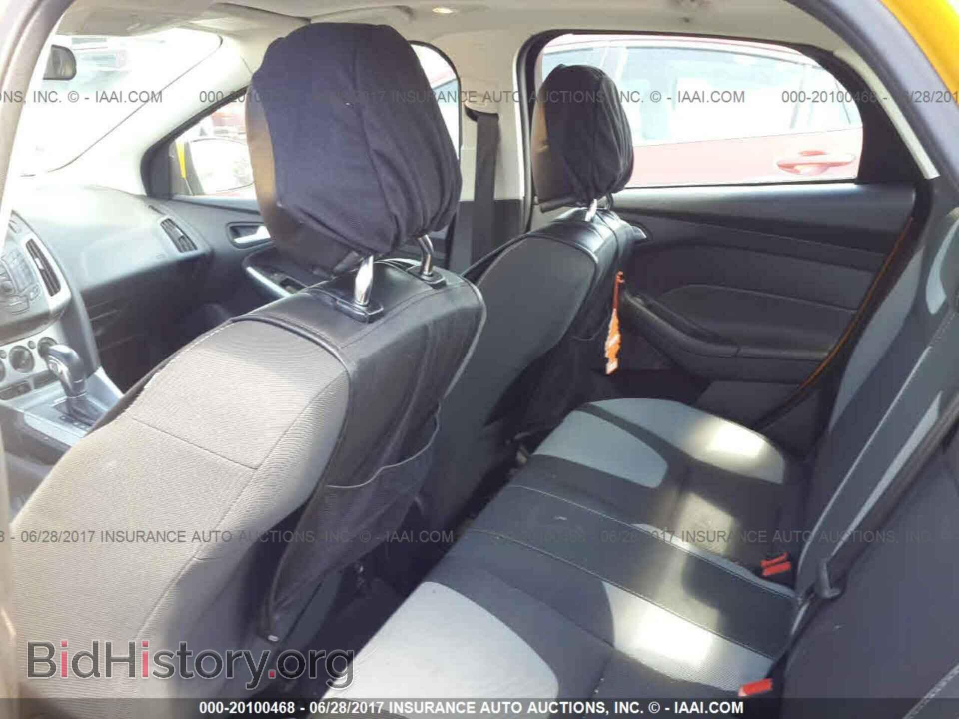 2012 Ford Focus - VIN: 1FAHP3F21CL224301 - Photo 8