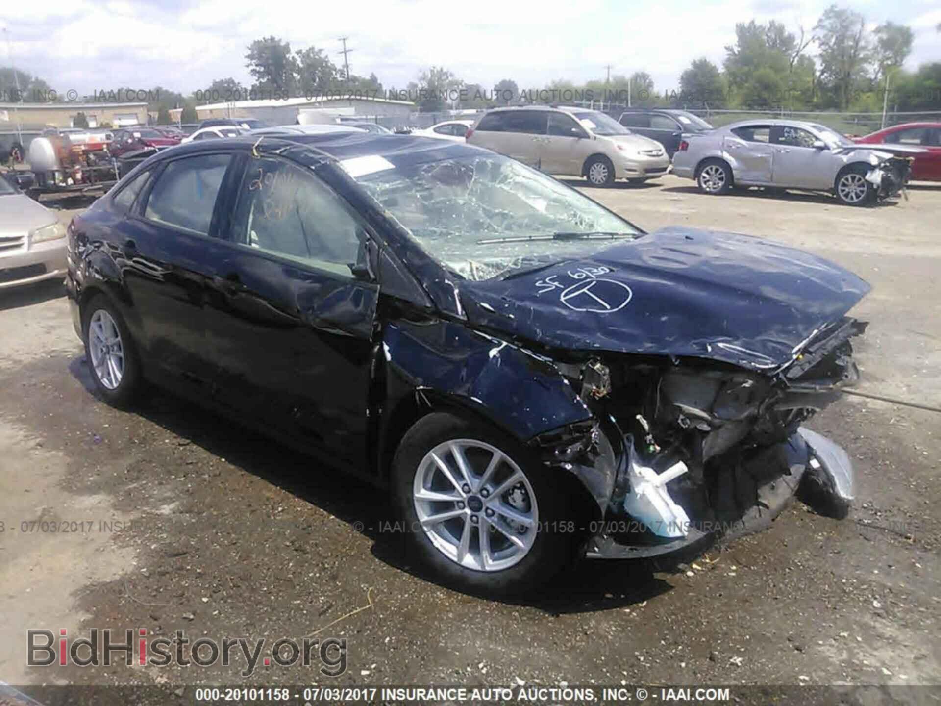 Photo 1FADP3F23HL275837 - Ford Focus 2017