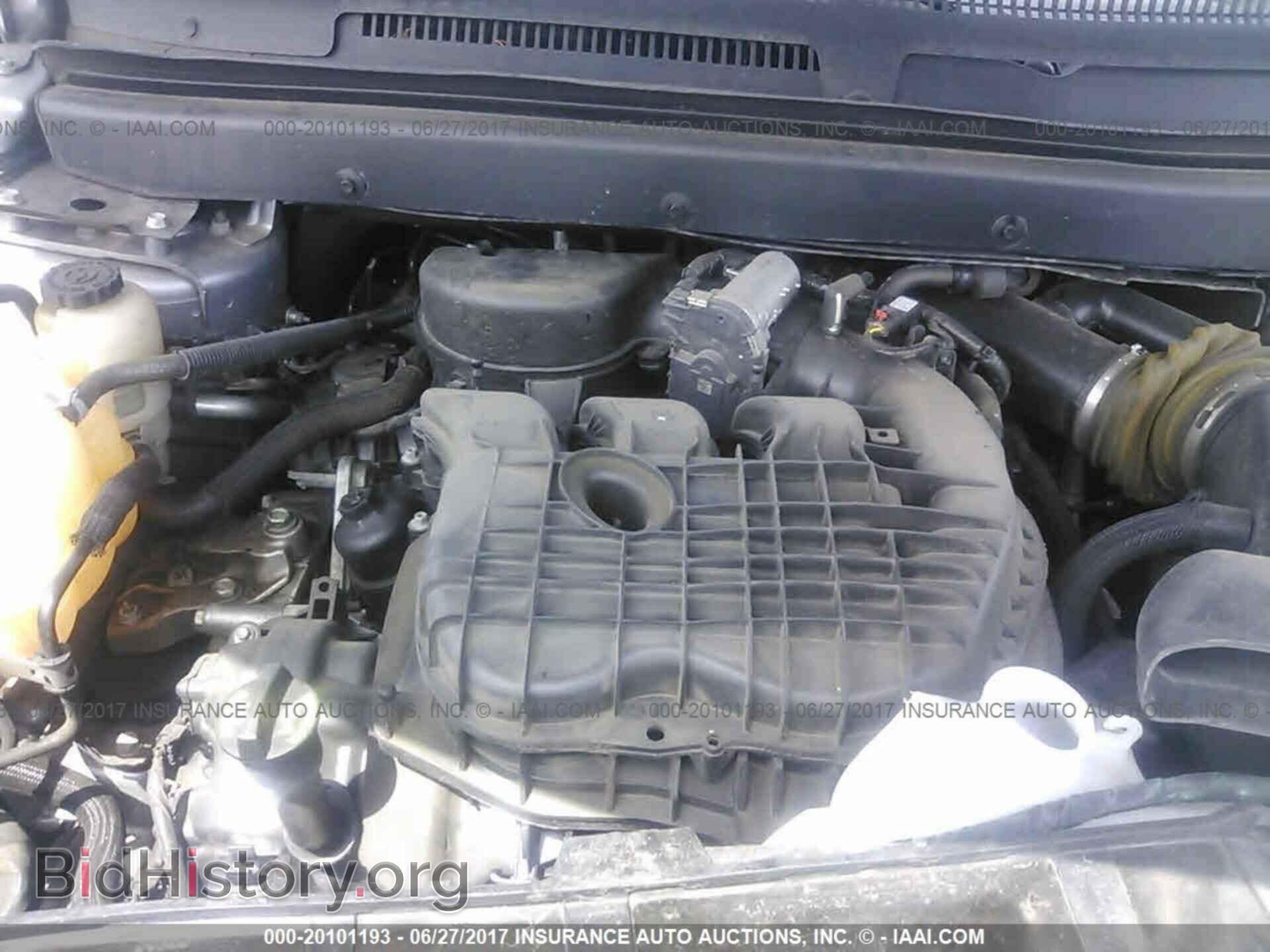 2015 Dodge Journey - VIN: 3C4PDCBG5FT711557 - Photo 10
