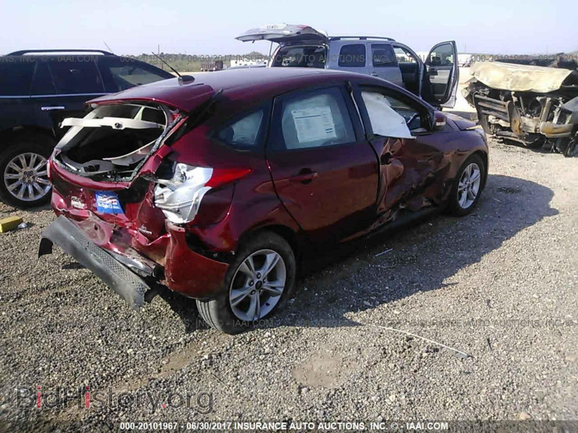 2014 Ford Focus - VIN: 1FADP3K28EL406441 - Photo 4