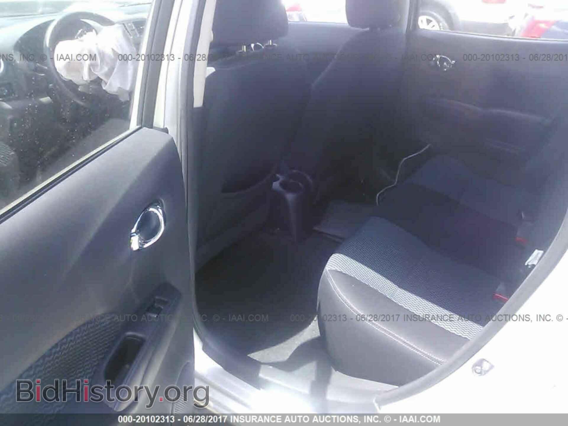 2014 Nissan Versa note - VIN: 3N1CE2CP3EL383318 - Photo 8