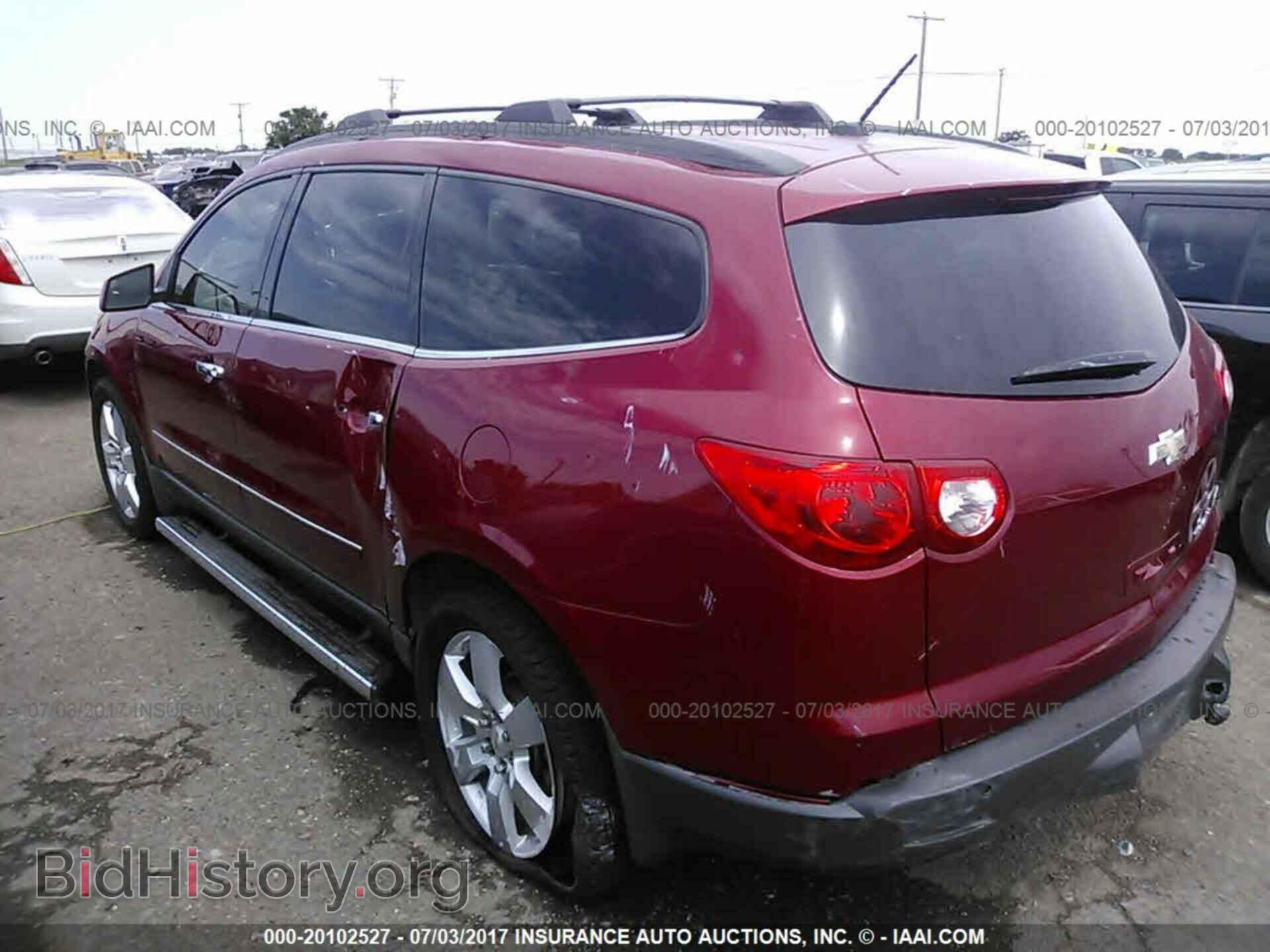 2012 Chevrolet Traverse - VIN: 1GNKRLED1CJ360489 - Фото 3