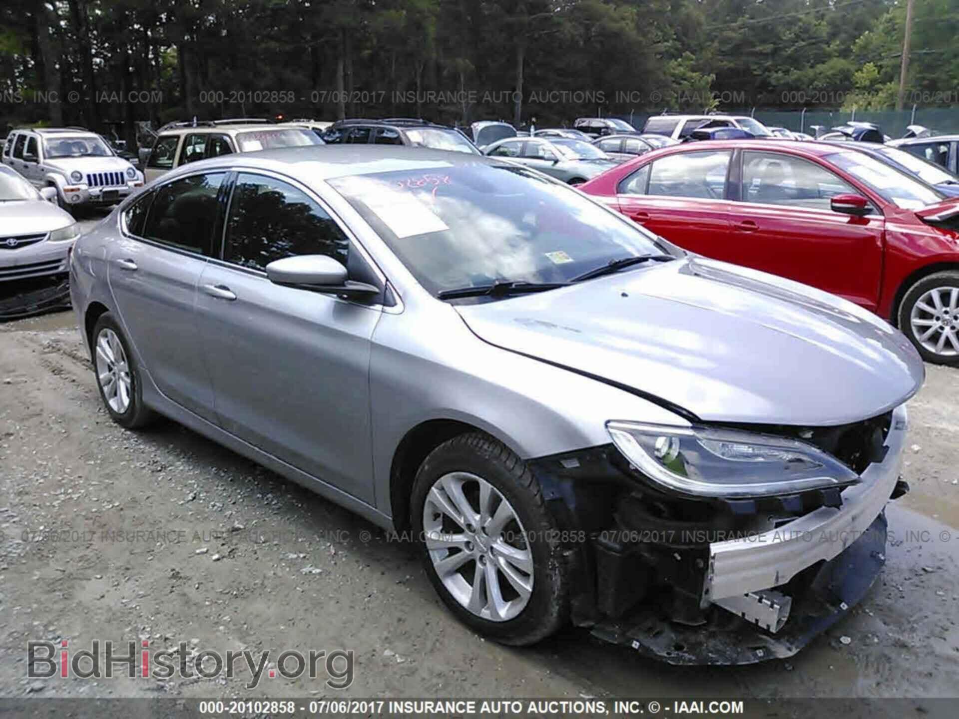 Photo 1C3CCCAB5FN734512 - Chrysler 200 2015