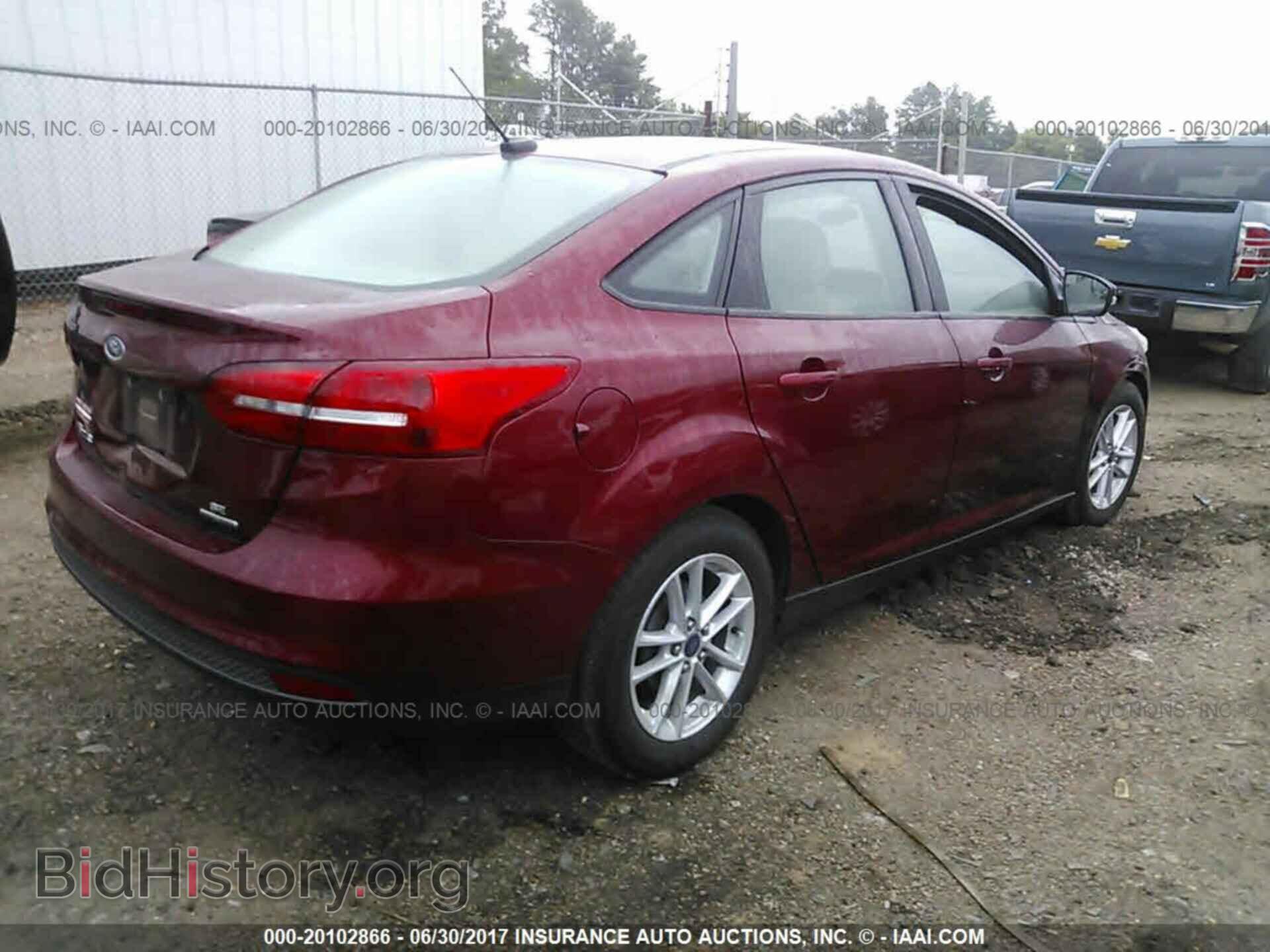 2016 Ford Focus - VIN: 1FADP3F29GL249712 - Фото 4
