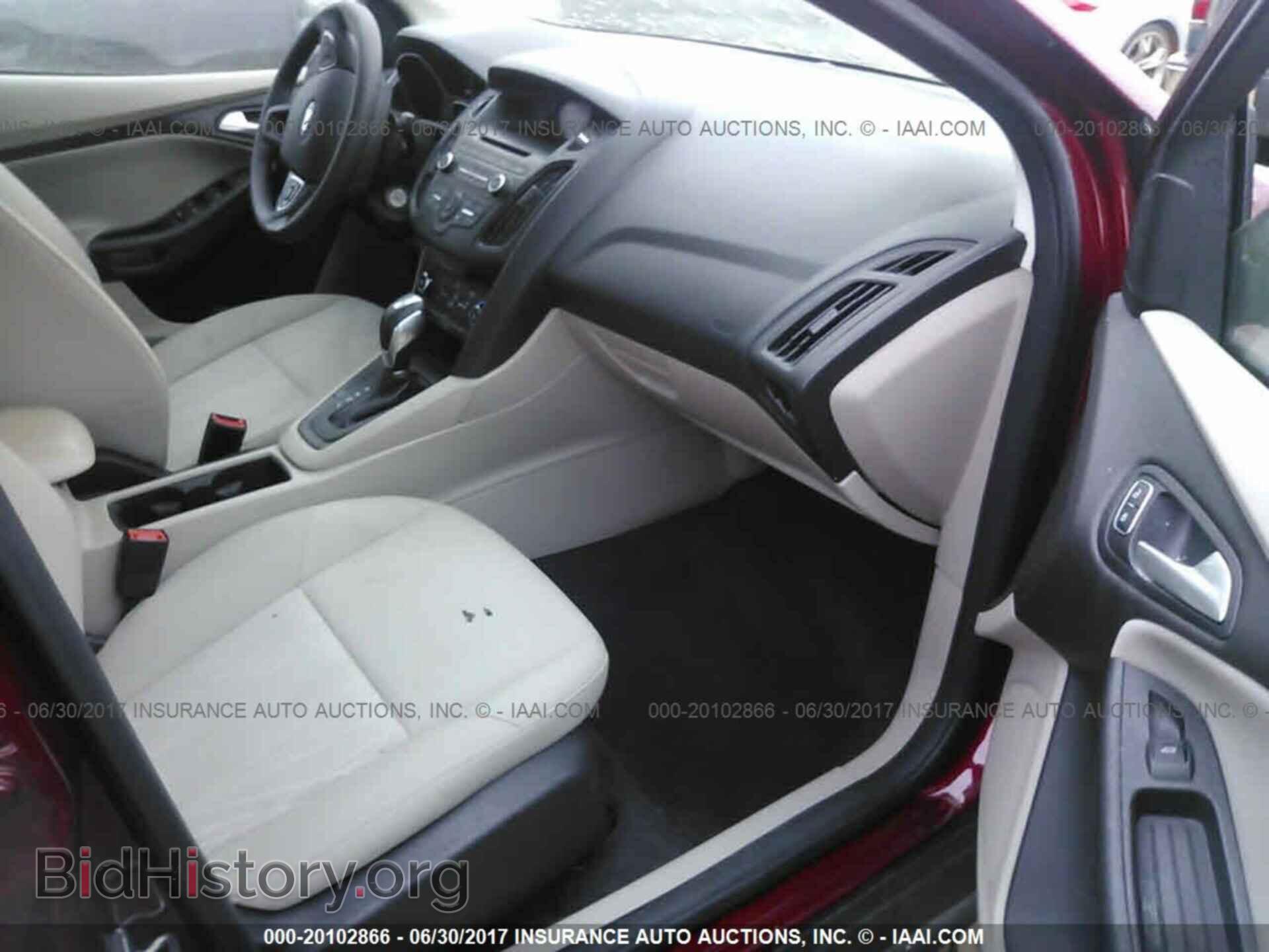 2016 Ford Focus - VIN: 1FADP3F29GL249712 - Фото 5