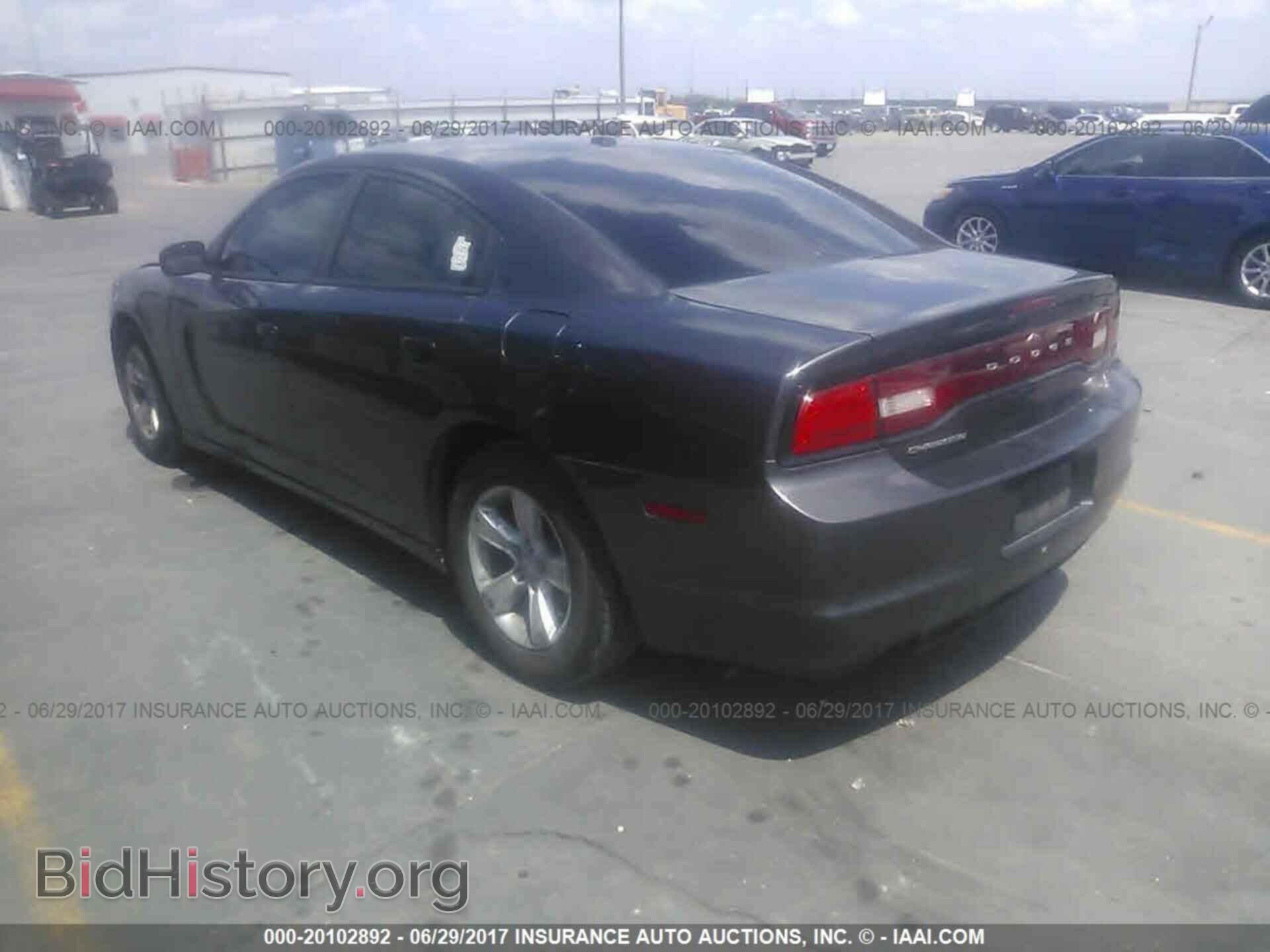 2013 Dodge Charger - VIN: 2C3CDXBG3DH678672 - Photo 3