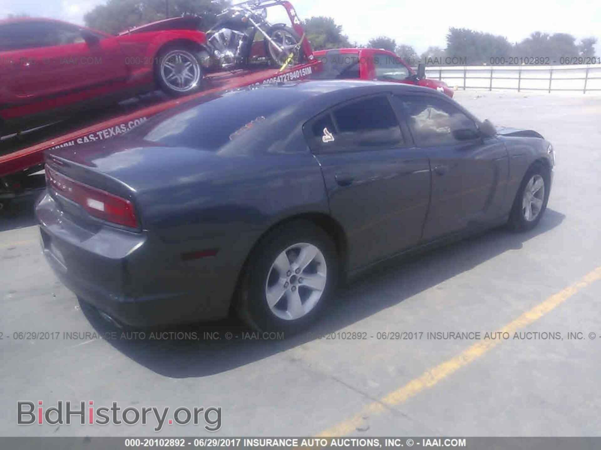 2013 Dodge Charger - VIN: 2C3CDXBG3DH678672 - Photo 4