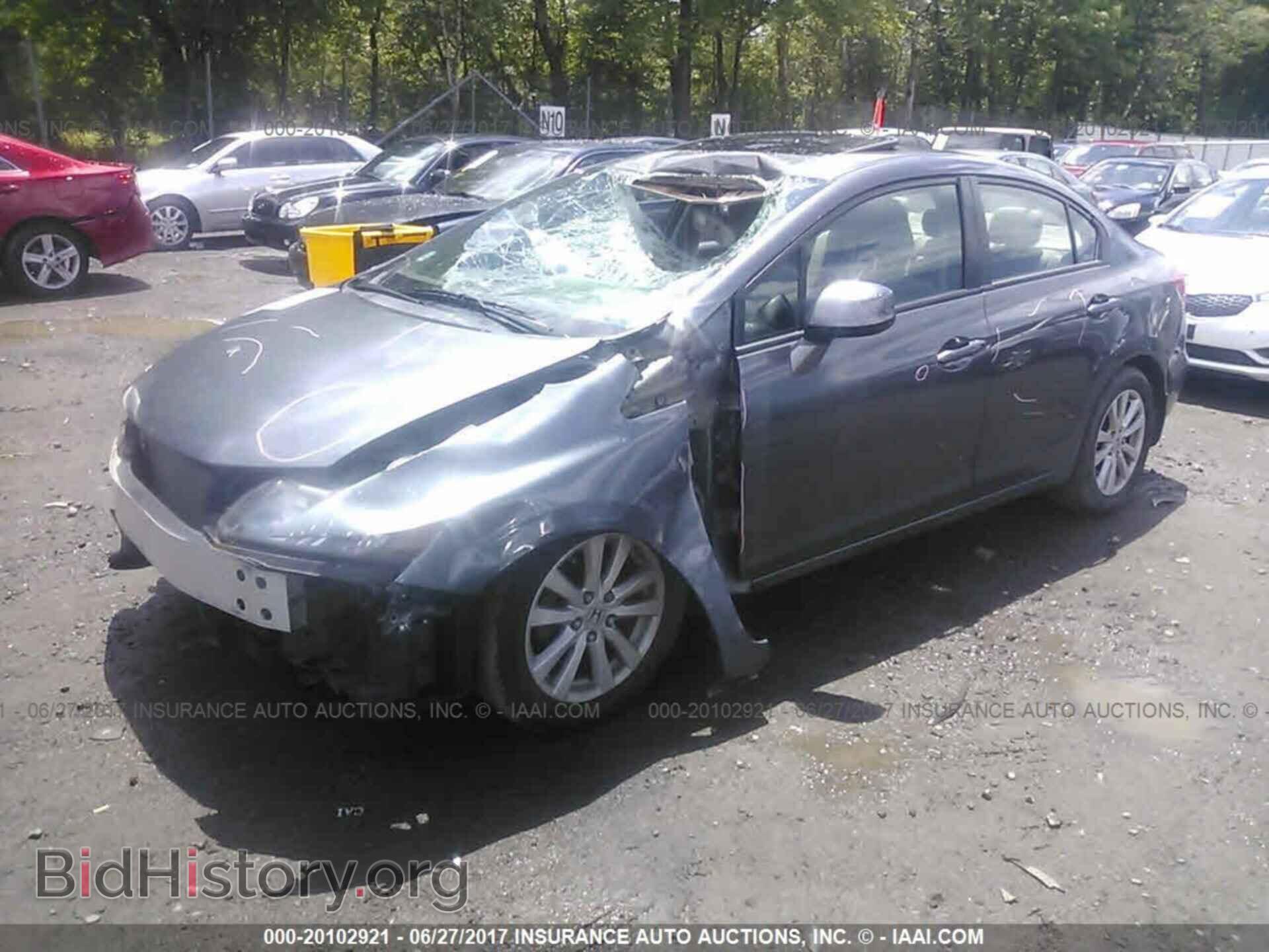 2012 Honda Civic - VIN: 2HGFB2F86CH332846 - Фото 2