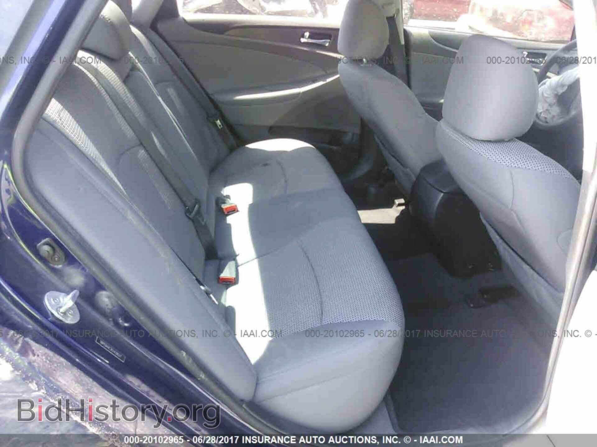 2012 Hyundai Sonata - VIN: 5NPEB4AC3CH439037 - Фото 8