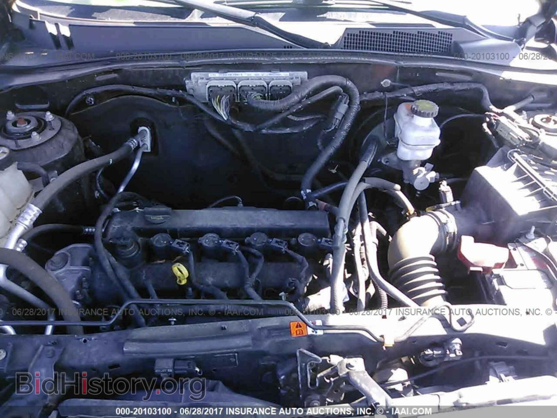 2012 Ford Escape - VIN: 1FMCU0C70CKA32199 - Photo 10
