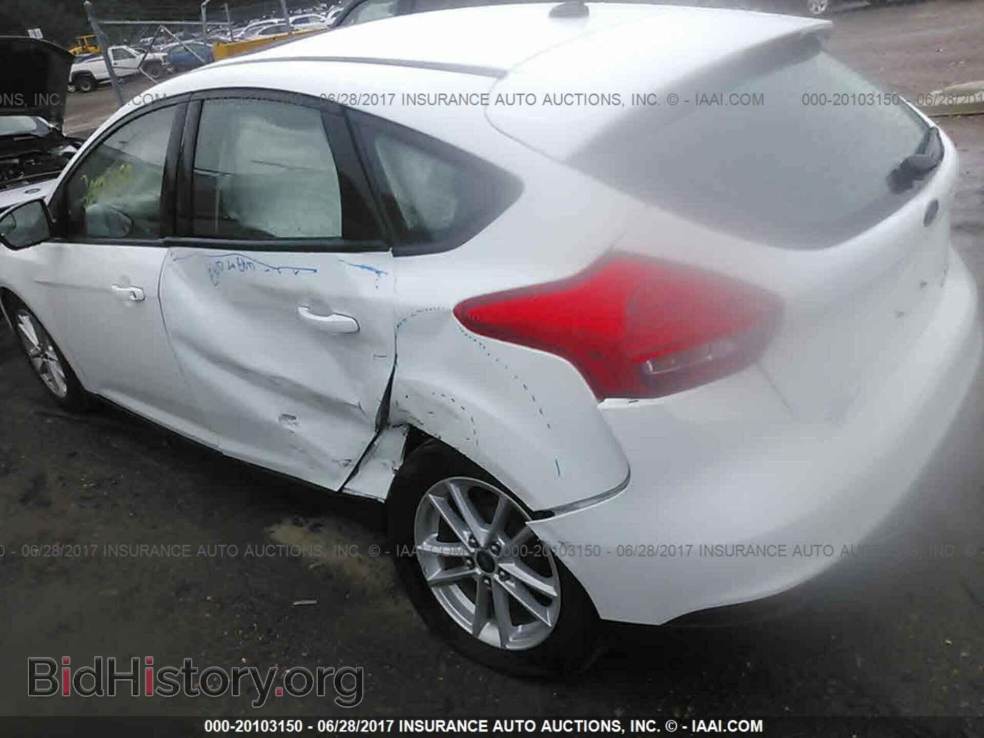 2016 Ford Focus - VIN: 1FADP3K2XGL217440 - Фото 3