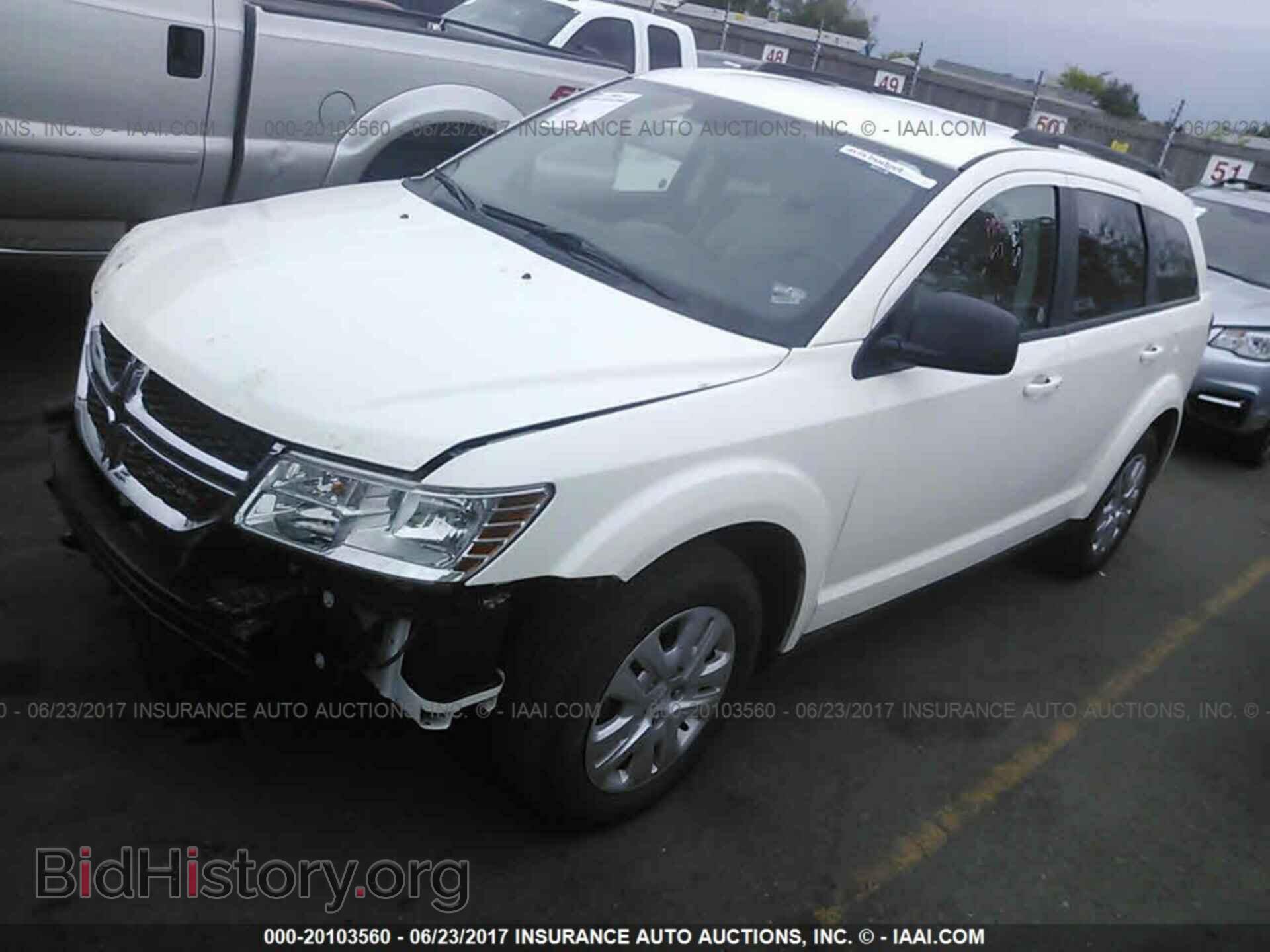 2017 Dodge Journey - VIN: 3C4PDCAB1HT590258 - Фото 2