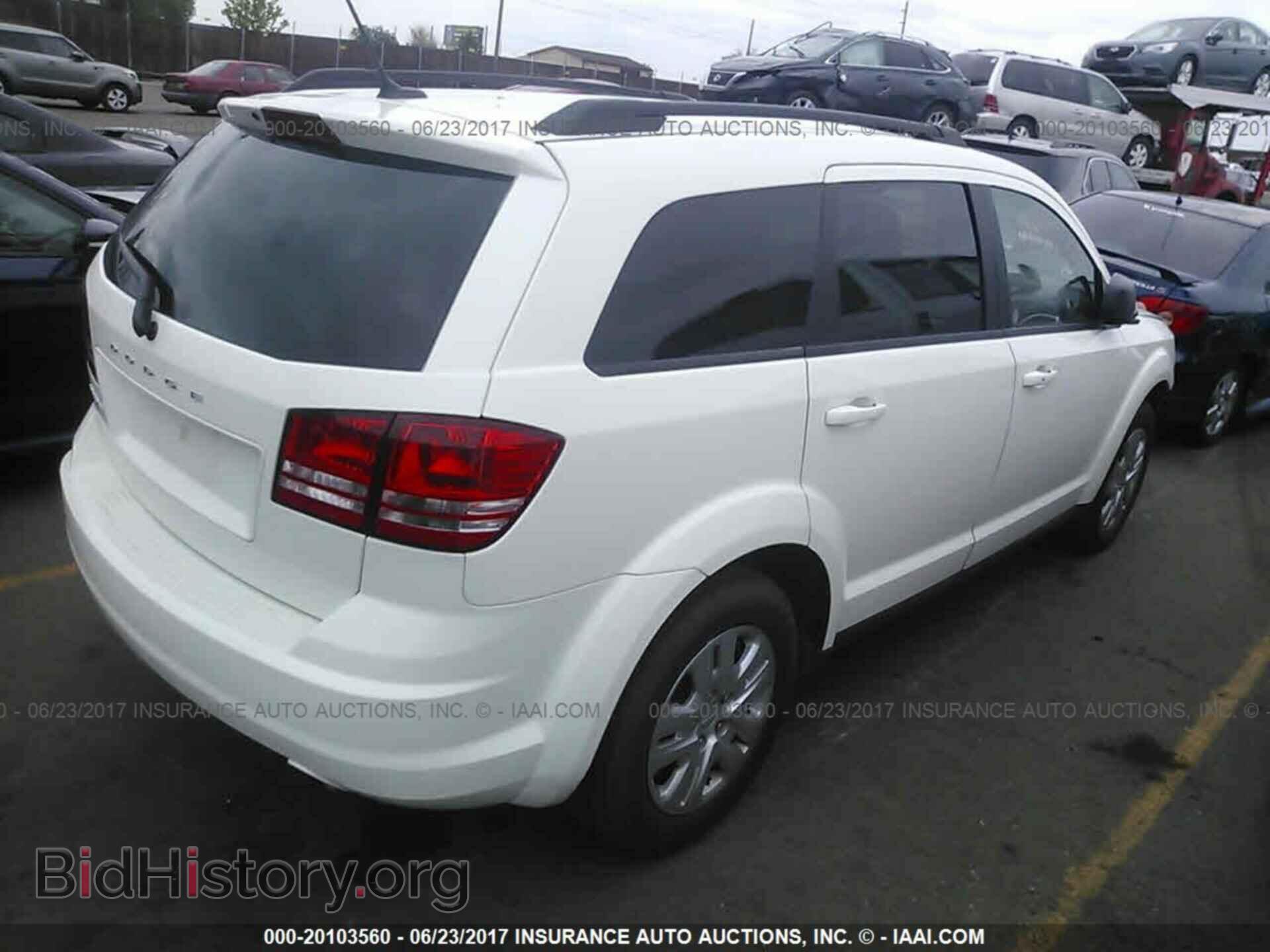 2017 Dodge Journey - VIN: 3C4PDCAB1HT590258 - Фото 4