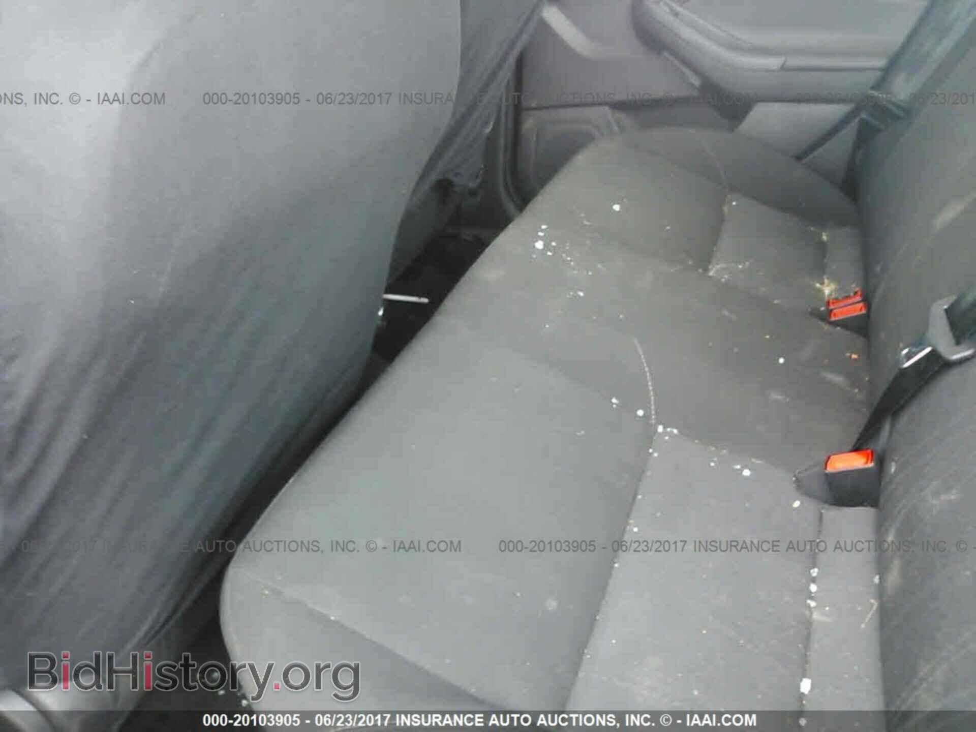 2016 Ford Focus - VIN: 1FADP3F29GL246163 - Photo 8