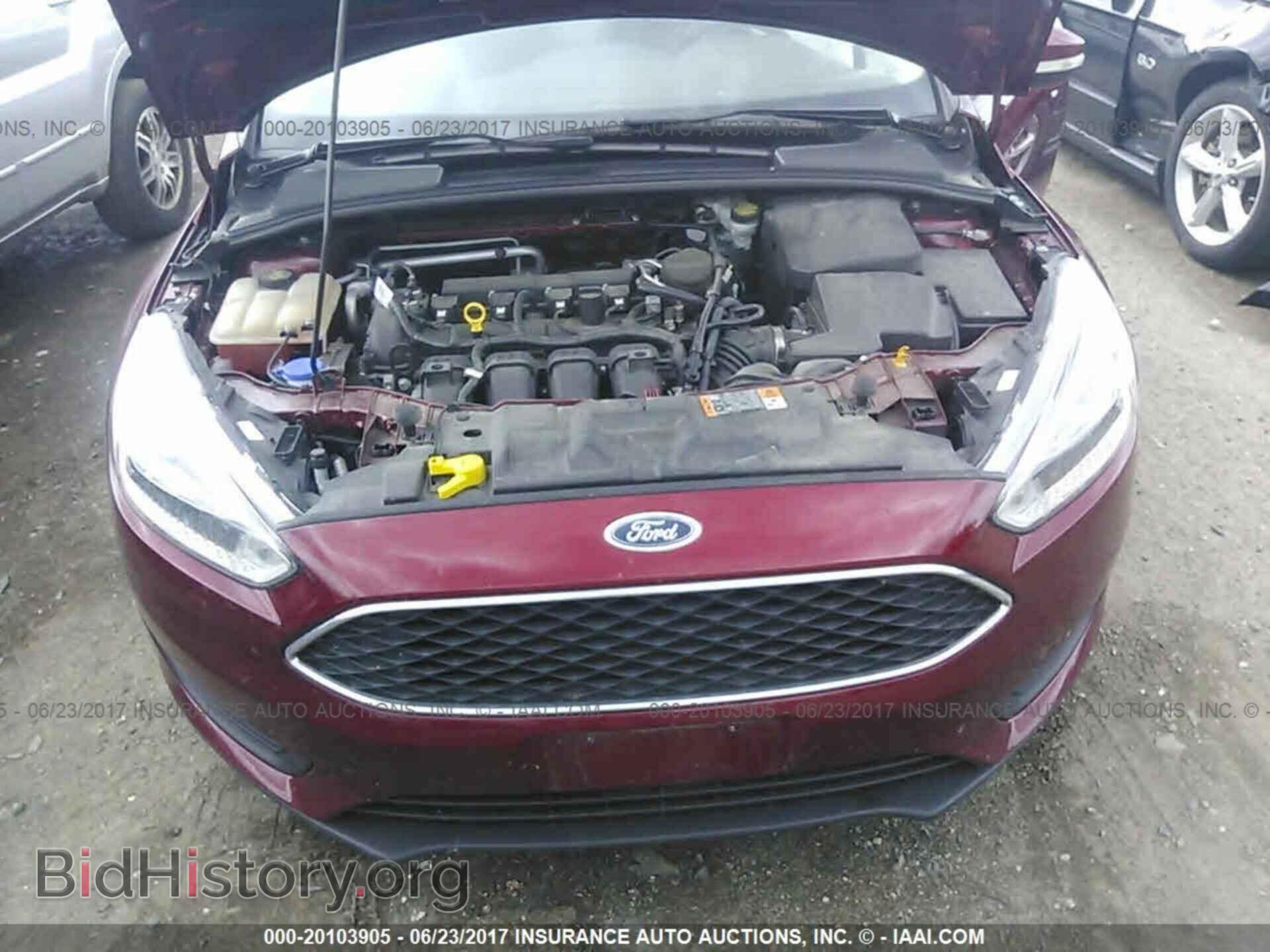 2016 Ford Focus - VIN: 1FADP3F29GL246163 - Photo 10