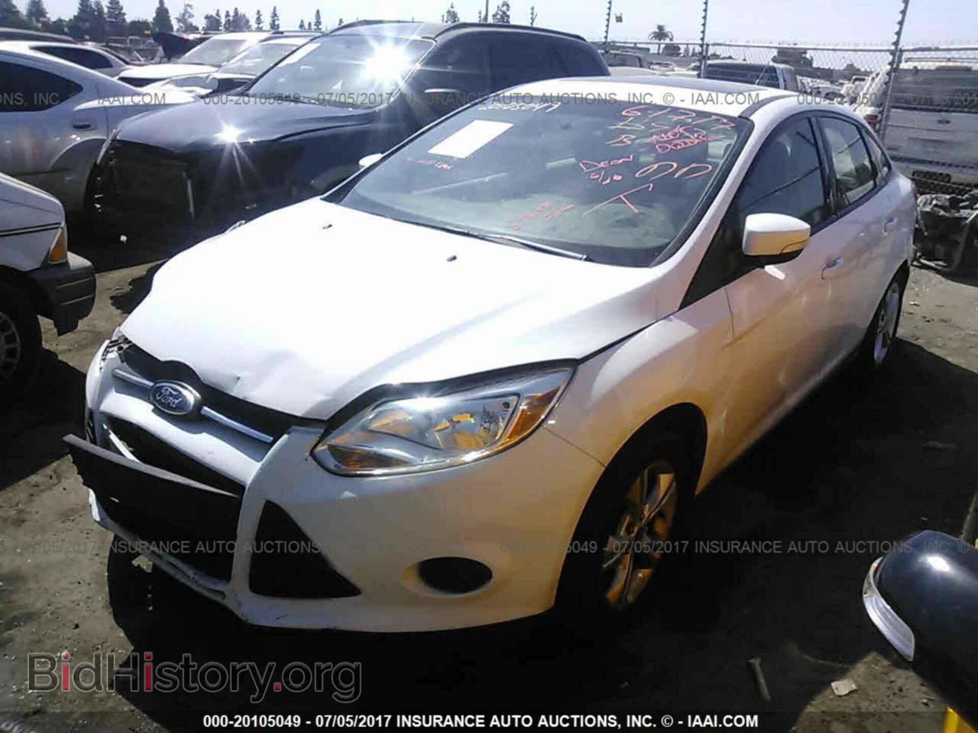 2014 Ford Focus - VIN: 1FADP3F29EL272274 - Фото 2