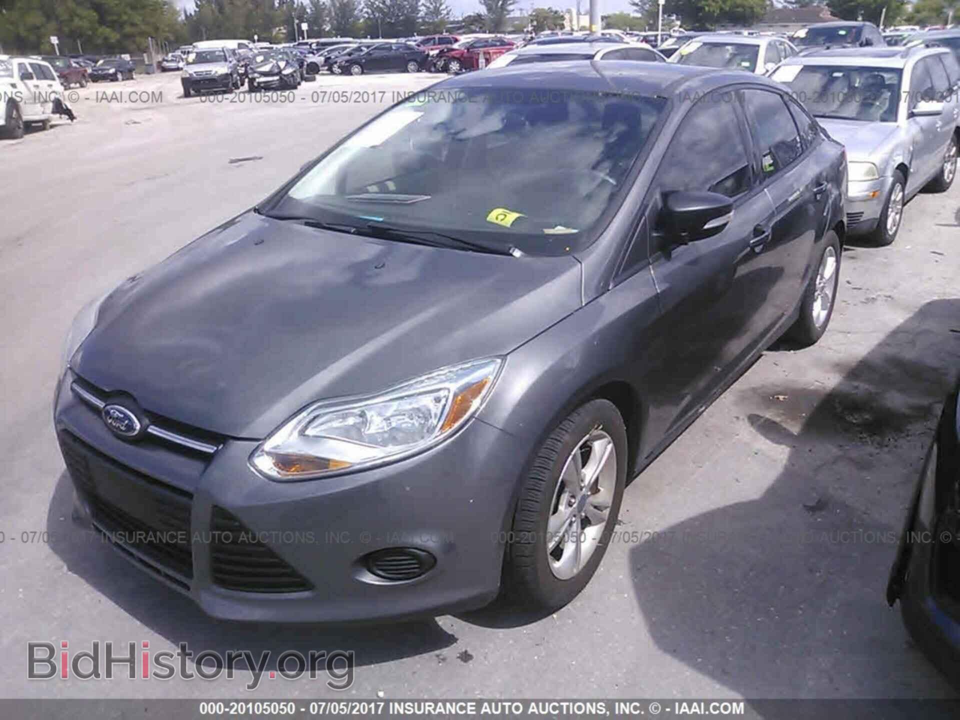 2013 Ford Focus - VIN: 1FADP3F28DL217491 - Photo 2