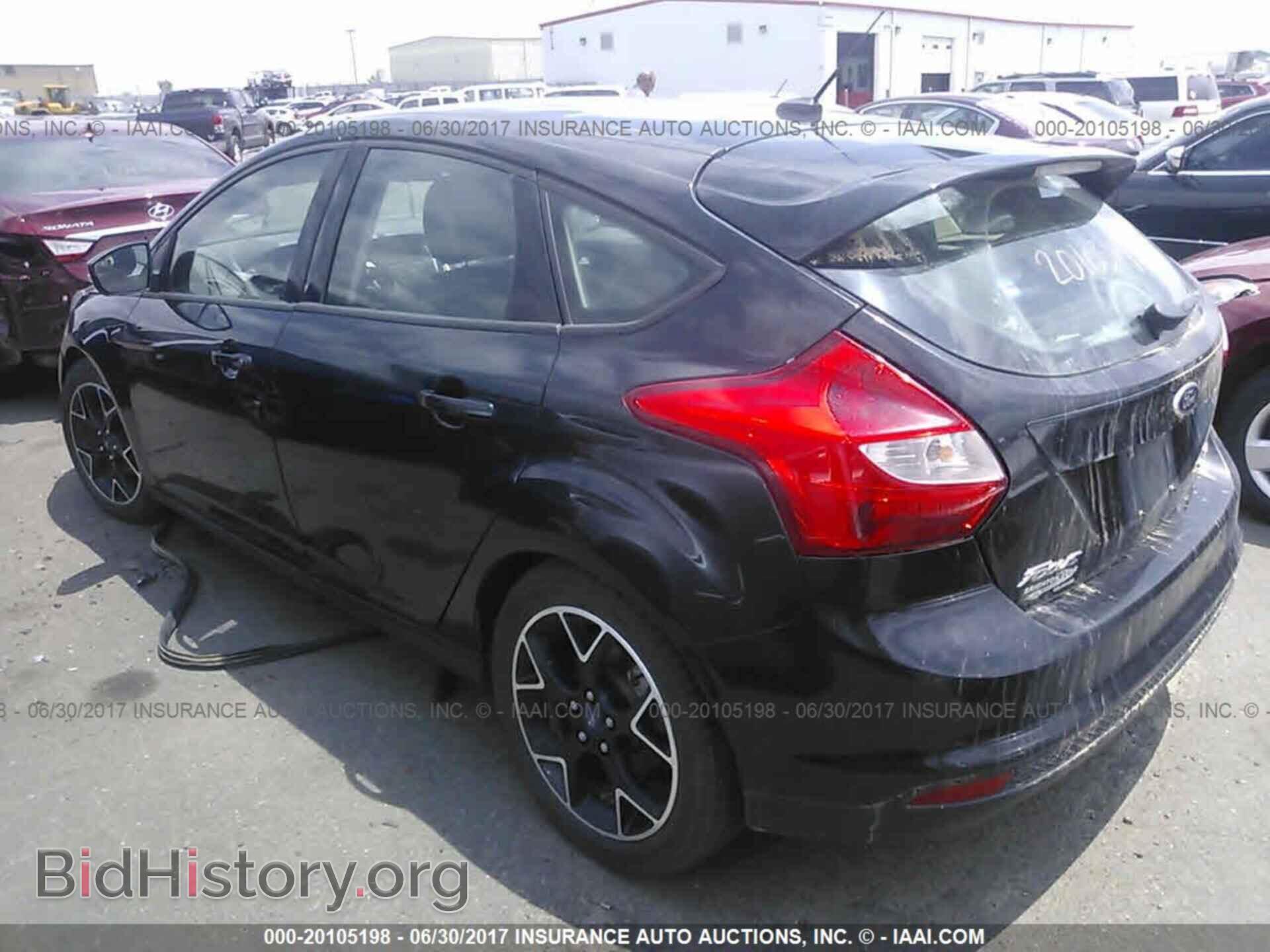 2013 Ford Focus - VIN: 1FADP3K21DL210470 - Фото 3