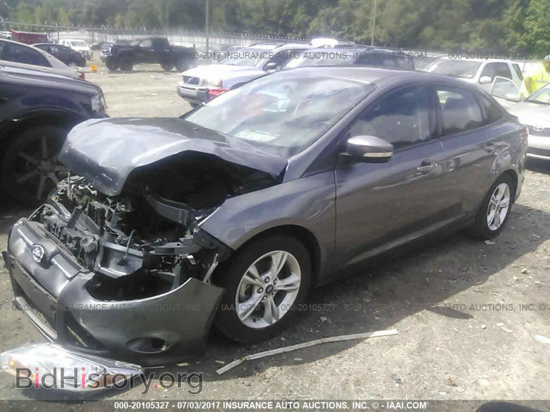 2014 Ford Focus - VIN: 1FADP3F26EL152643 - Фото 2