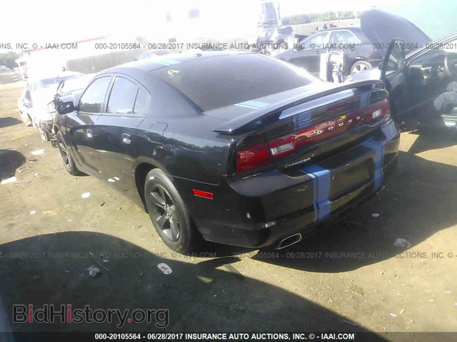 2012 Dodge Charger - VIN: 2C3CDXBG1CH178024 - Фото 3