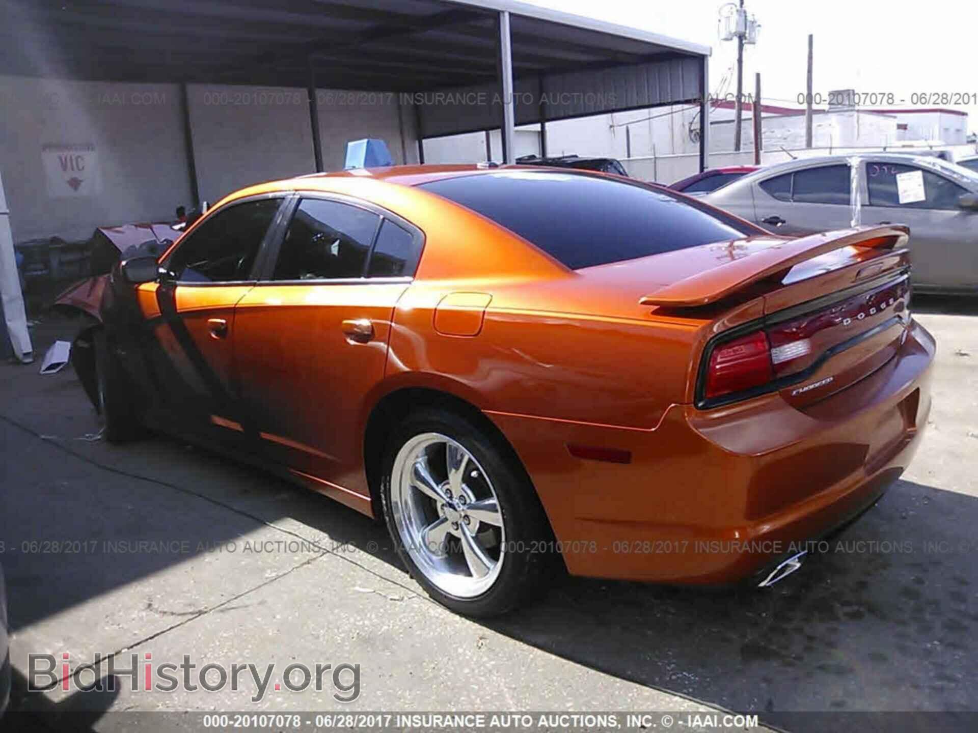2011 Dodge Charger - VIN: 2B3CL5CT2BH503570 - Фото 3