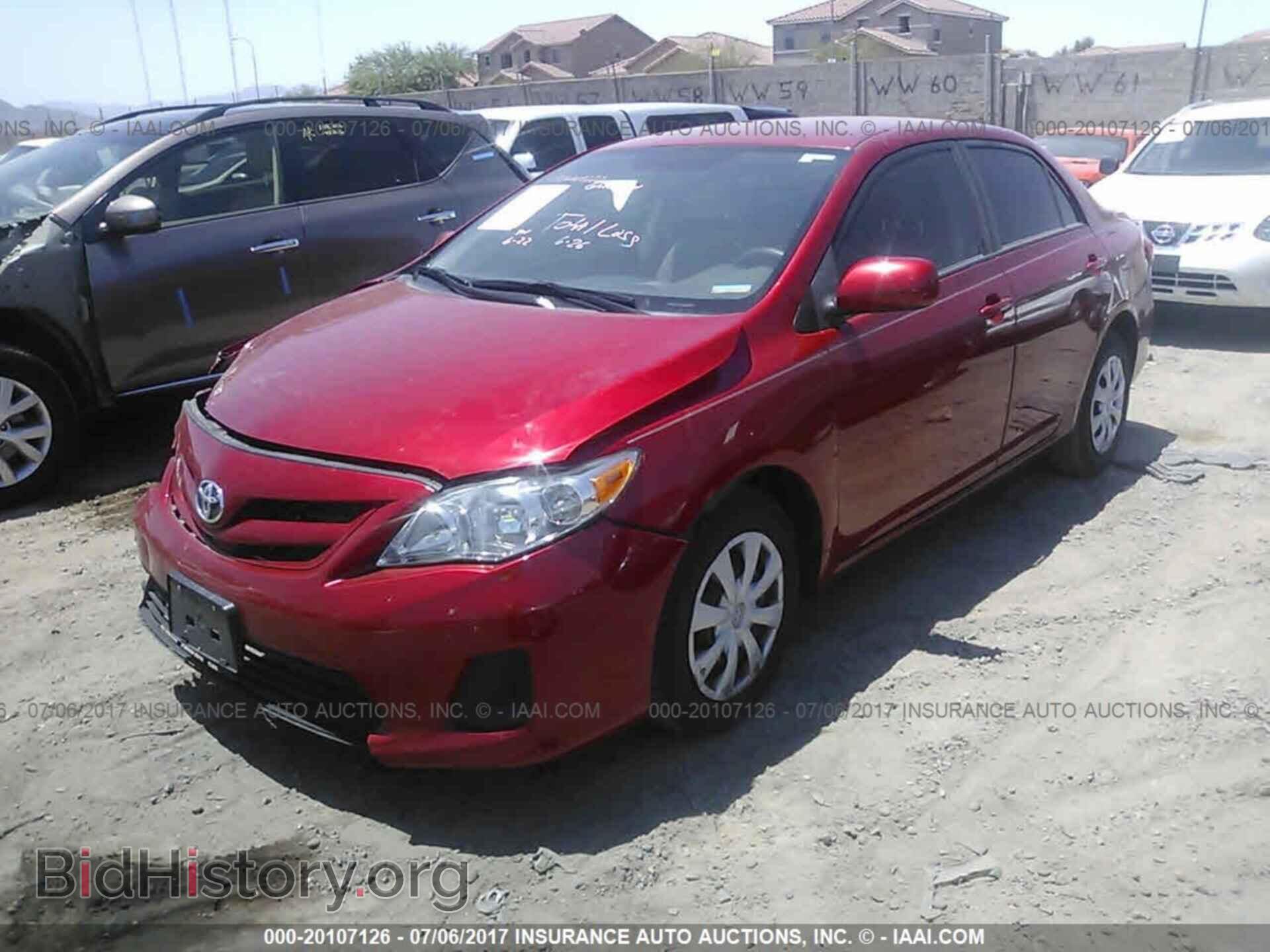 2011 Toyota Corolla - VIN: 2T1BU4EE1BC724619 - Фото 2