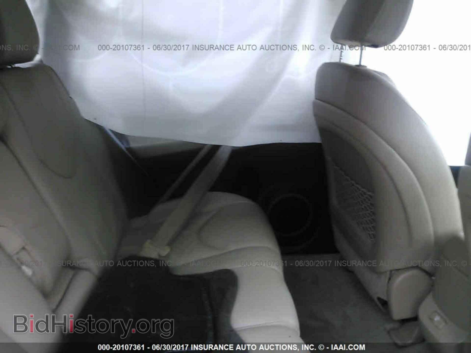 2011 Toyota Rav4 - VIN: 2T3DF4DV0BW150587 - Photo 8