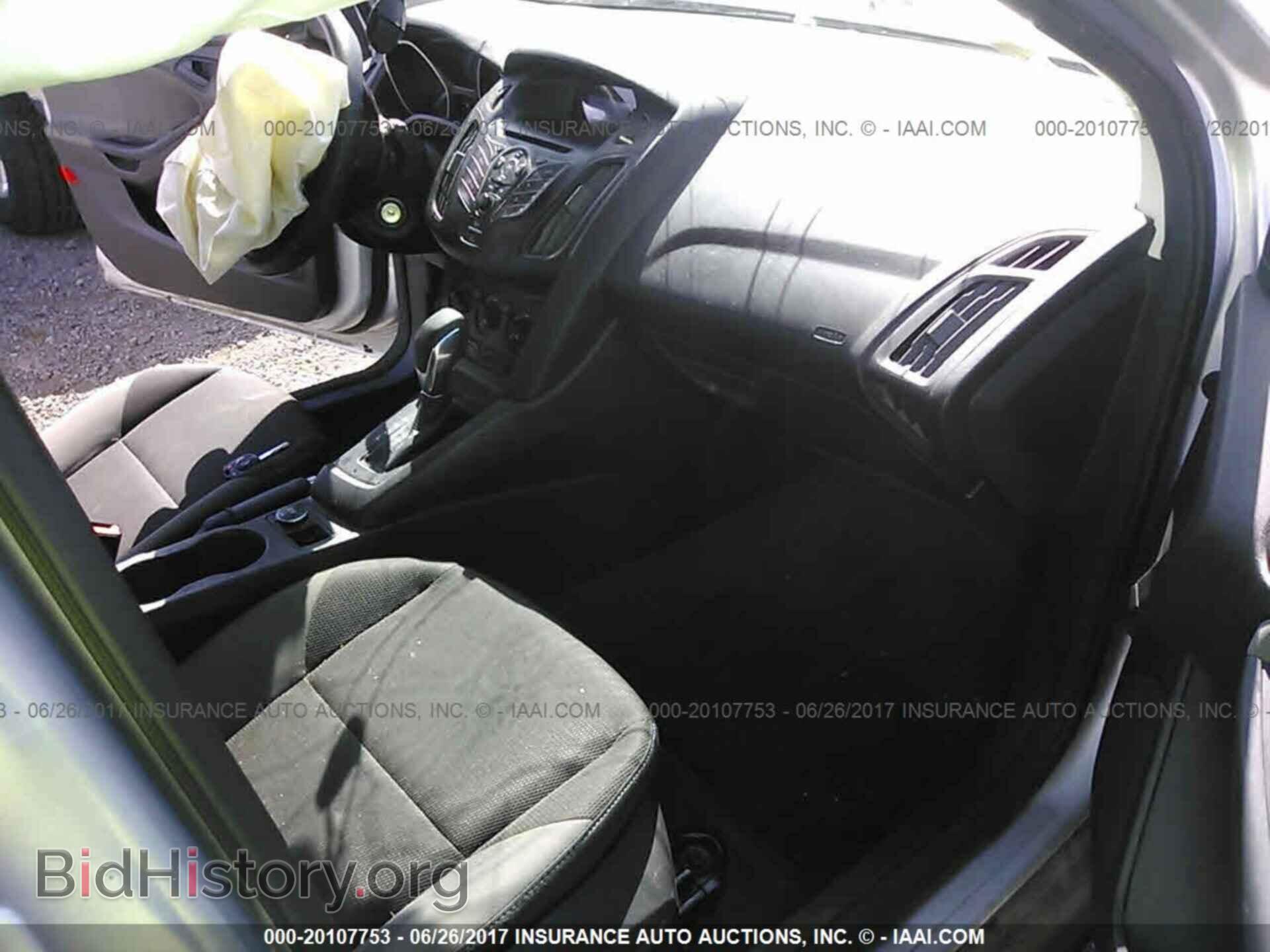 2012 Ford Focus - VIN: 1FAHP3E26CL114491 - Photo 5