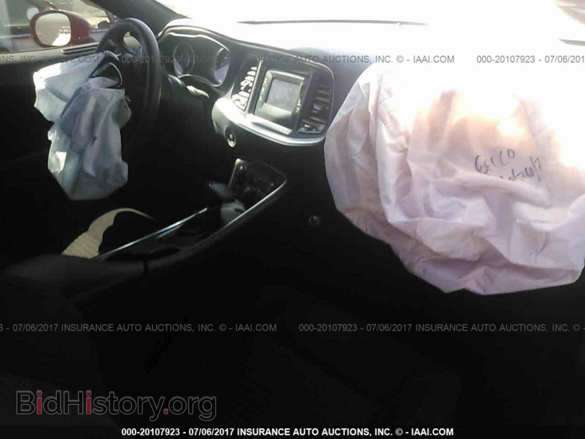 2015 Dodge Challenger - VIN: 2C3CDZAG6FH711079 - Photo 5