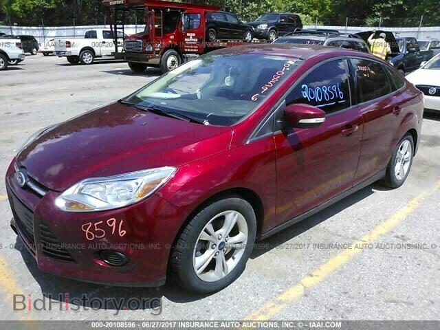 2013 Ford Focus - VIN: 1FADP3F2XDL318922 - Photo 2