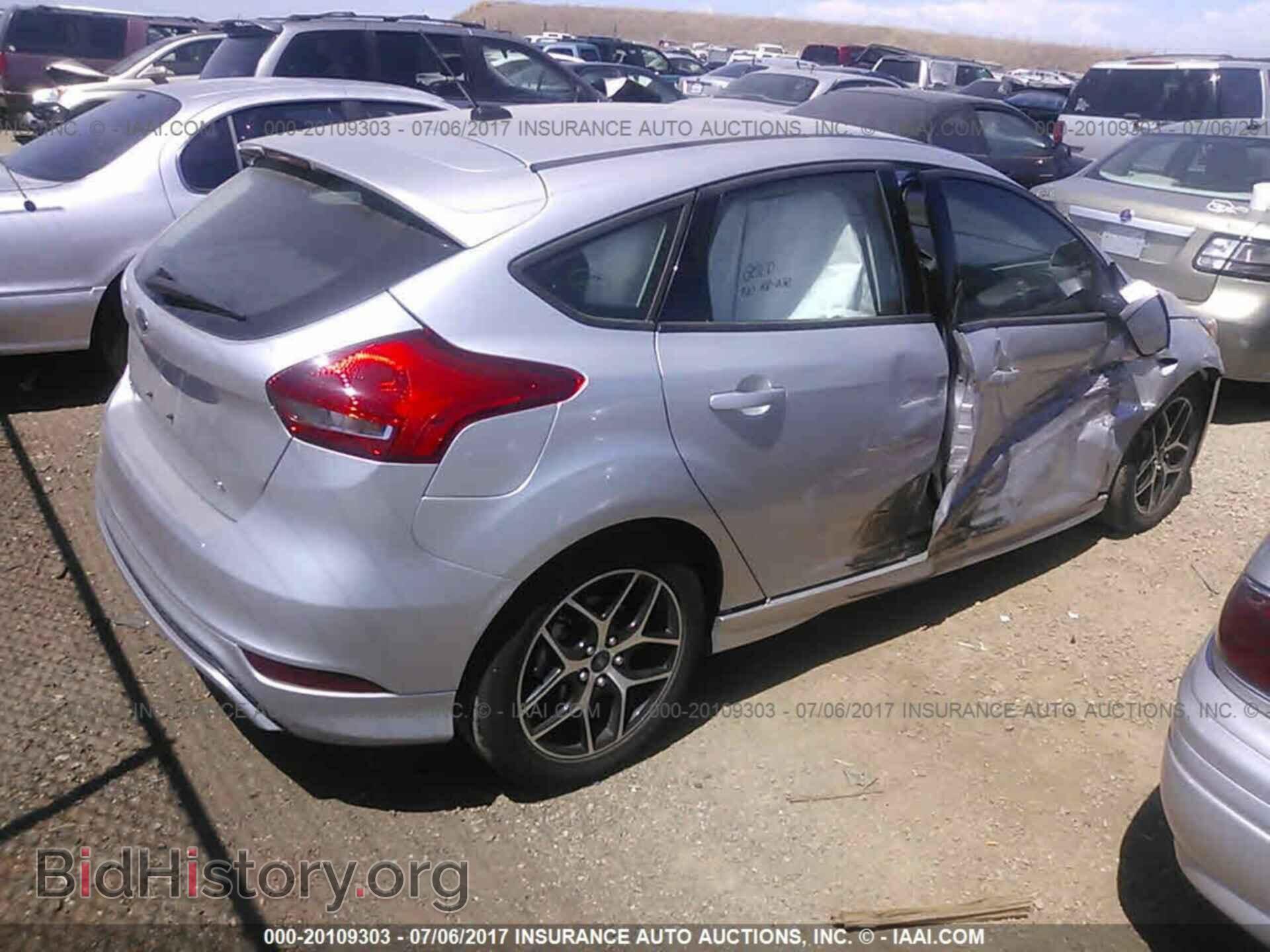 2016 Ford Focus - VIN: 1FADP3K2XGL246985 - Фото 4