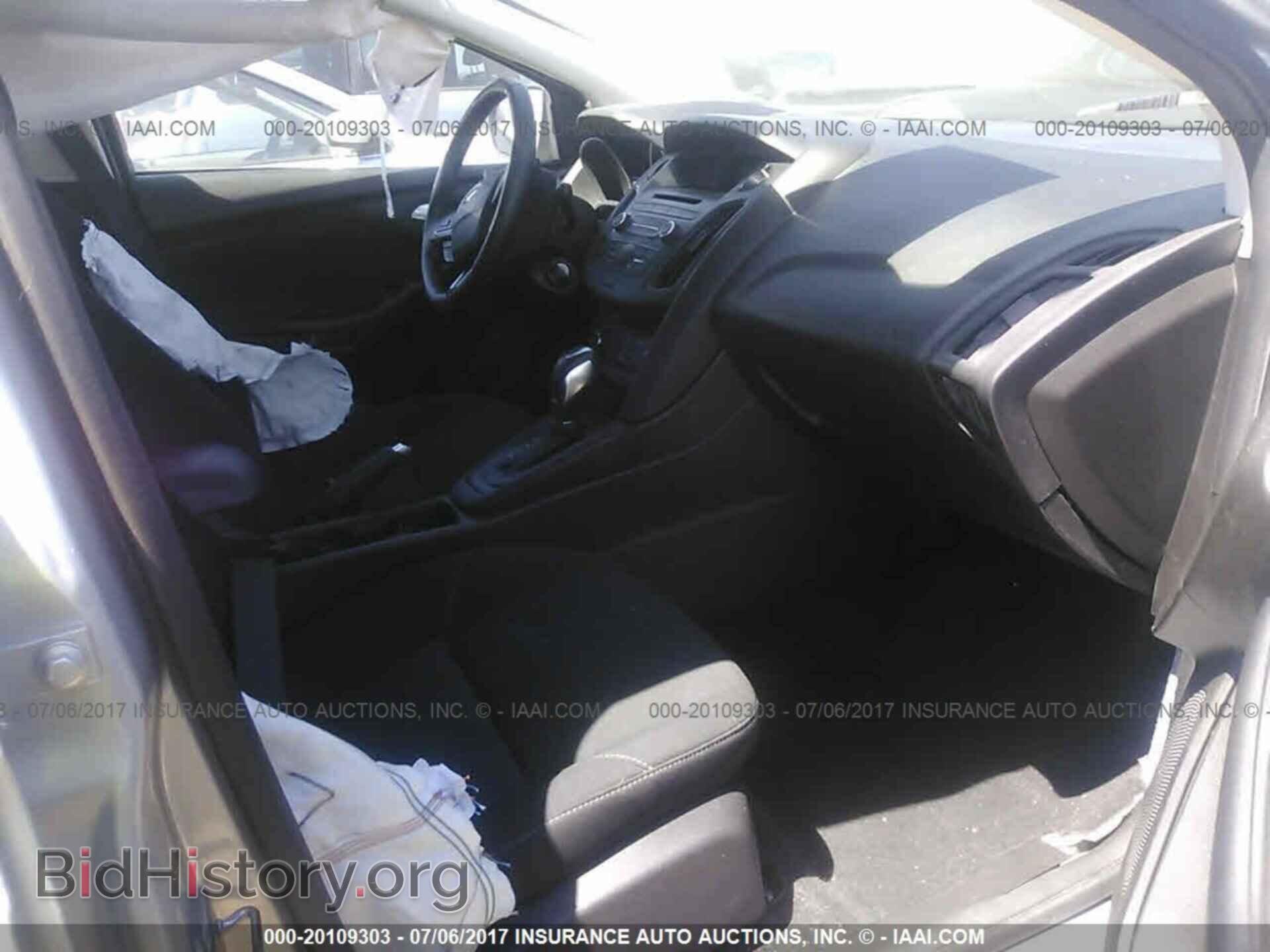 2016 Ford Focus - VIN: 1FADP3K2XGL246985 - Фото 5