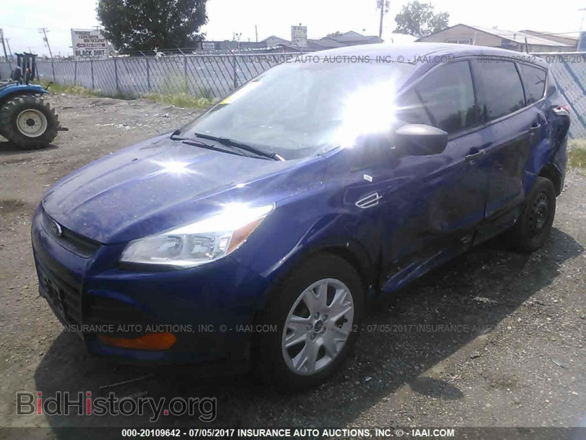 2014 Ford Escape - VIN: 1FMCU0F71EUB86133 - Photo 2