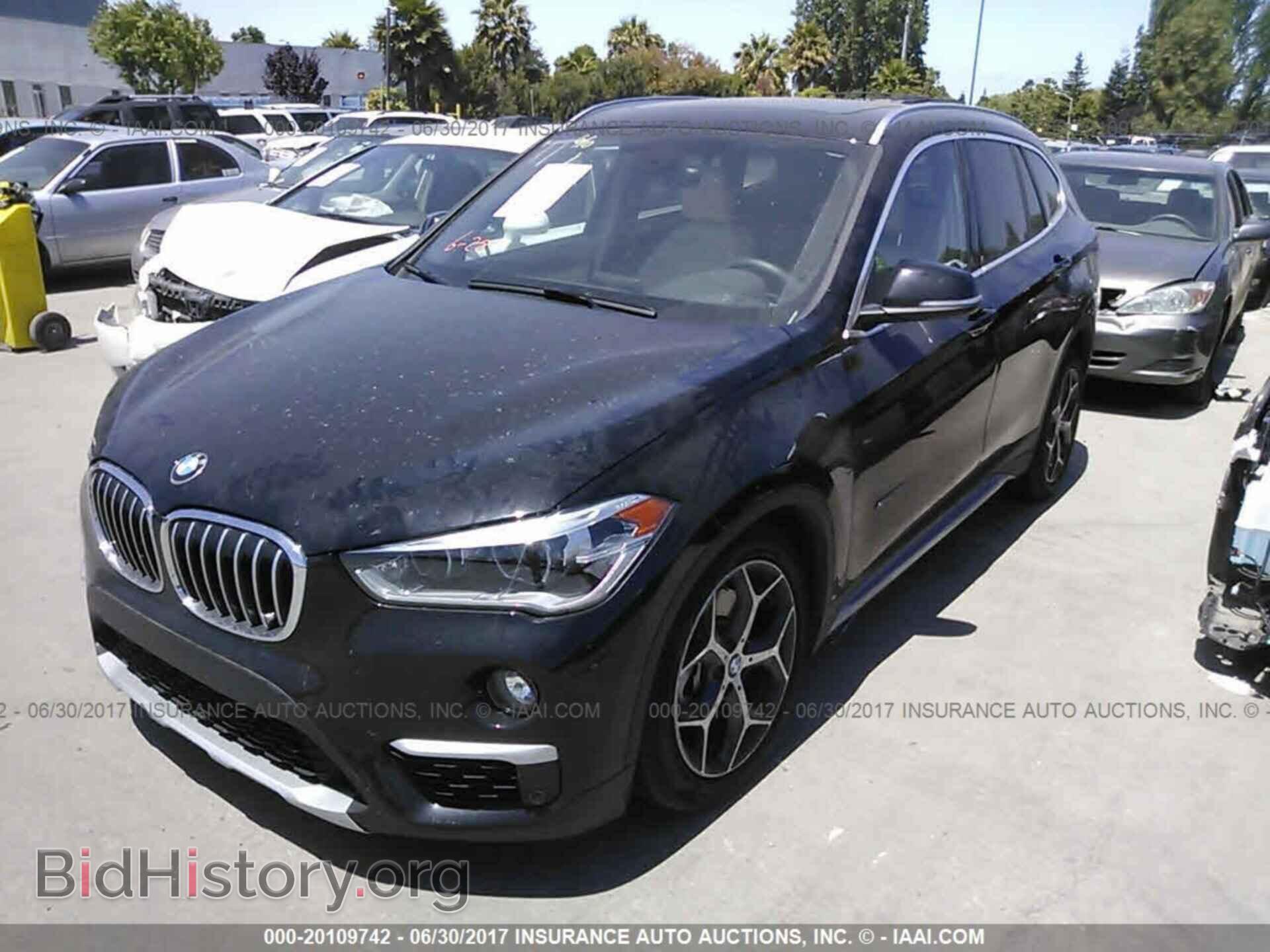 2017 Bmw X1 - VIN: WBXHT3C31H5F71826 - Фото 2
