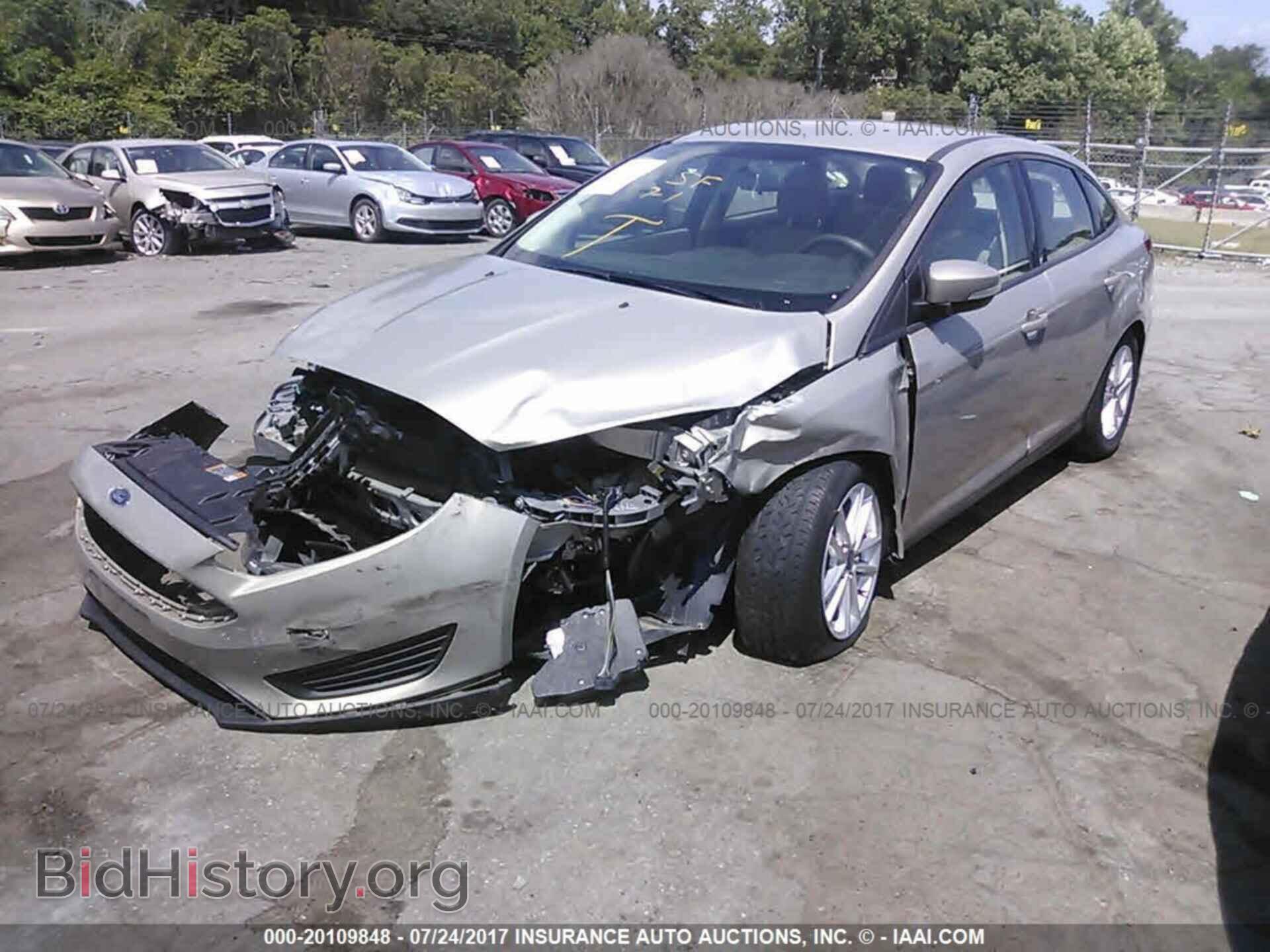 2015 Ford Focus - VIN: 1FADP3F2XFL316347 - Photo 2