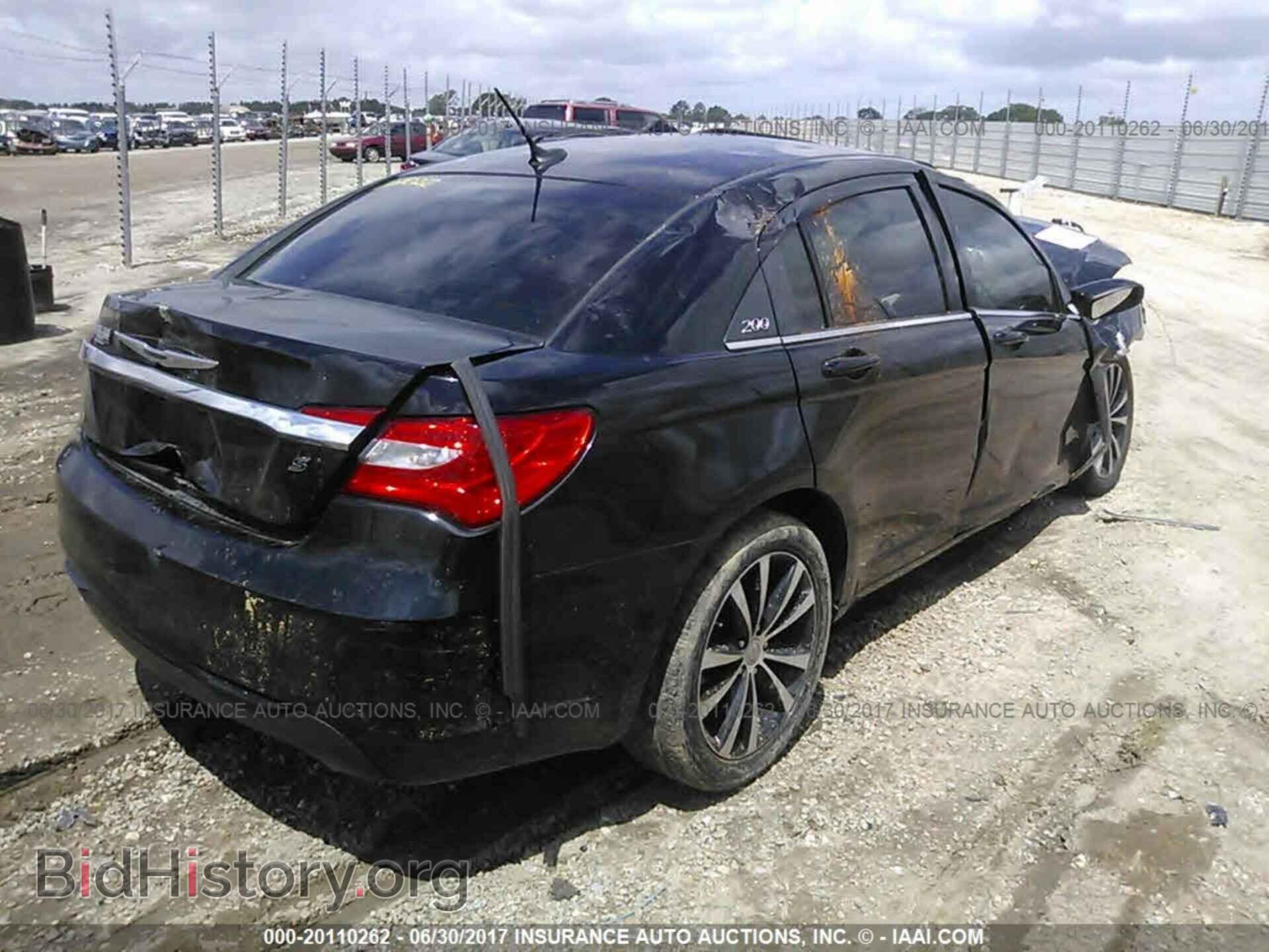 2013 Chrysler 200 - VIN: 1C3CCBCG9DN523314 - Фото 4