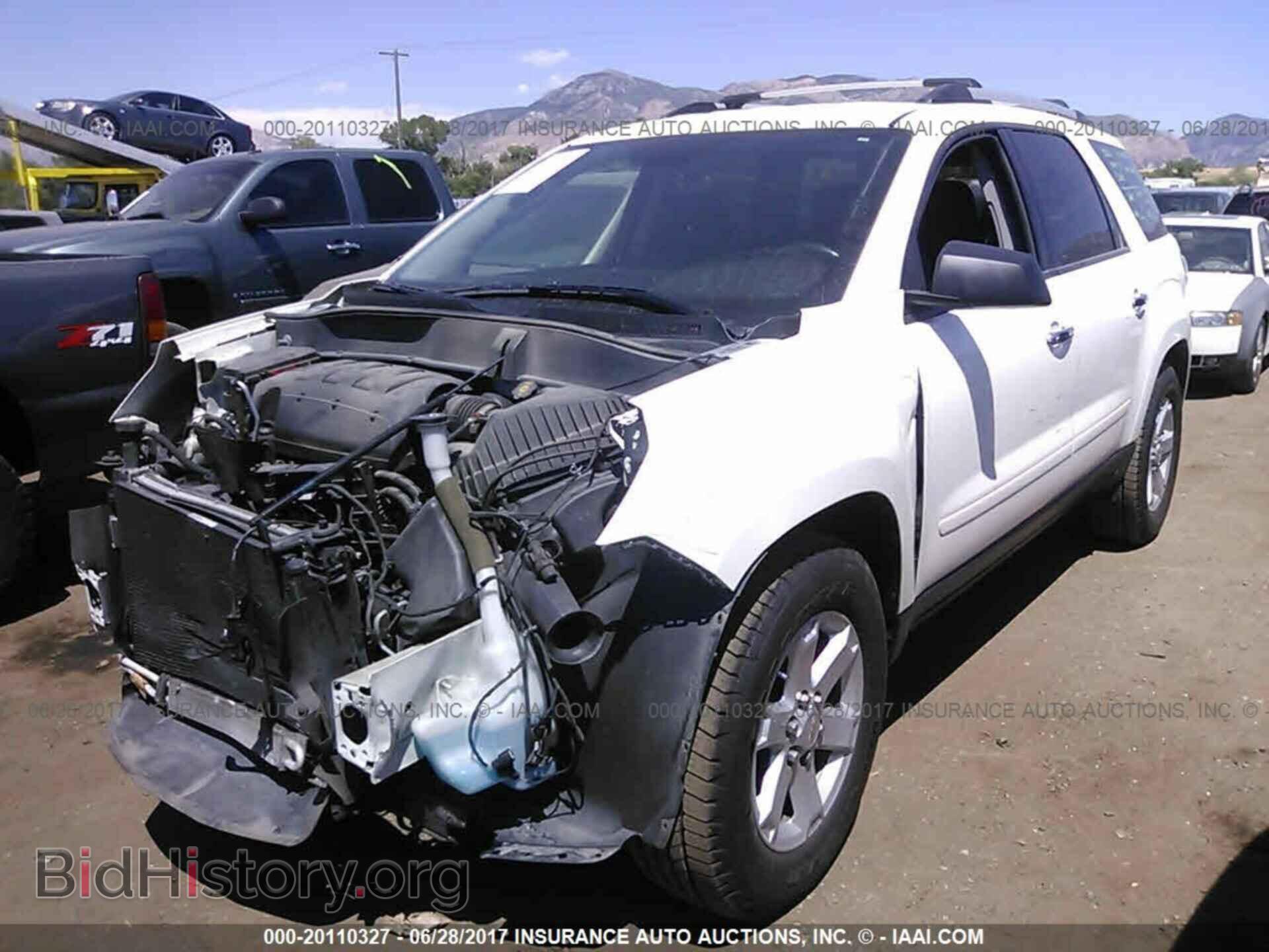 2013 Gmc Acadia - VIN: 1GKKRNED8DJ146674 - Фото 2