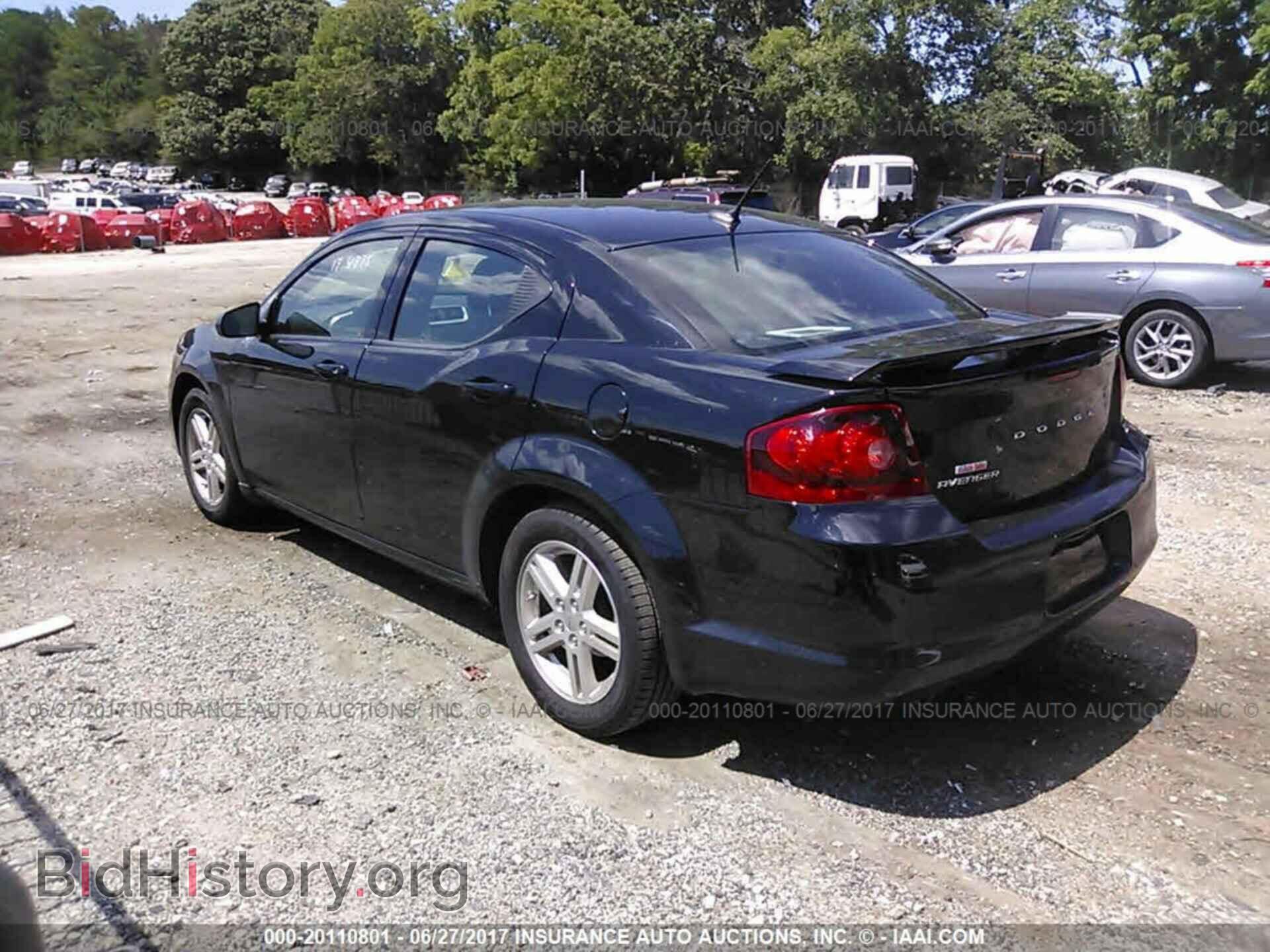 2014 Dodge Avenger - VIN: 1C3CDZAG7EN234961 - Photo 3
