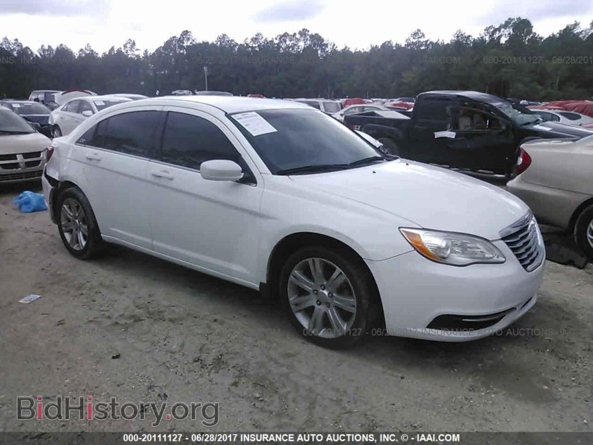 Photo 1C3CCBAB6DN685621 - Chrysler 200 2013