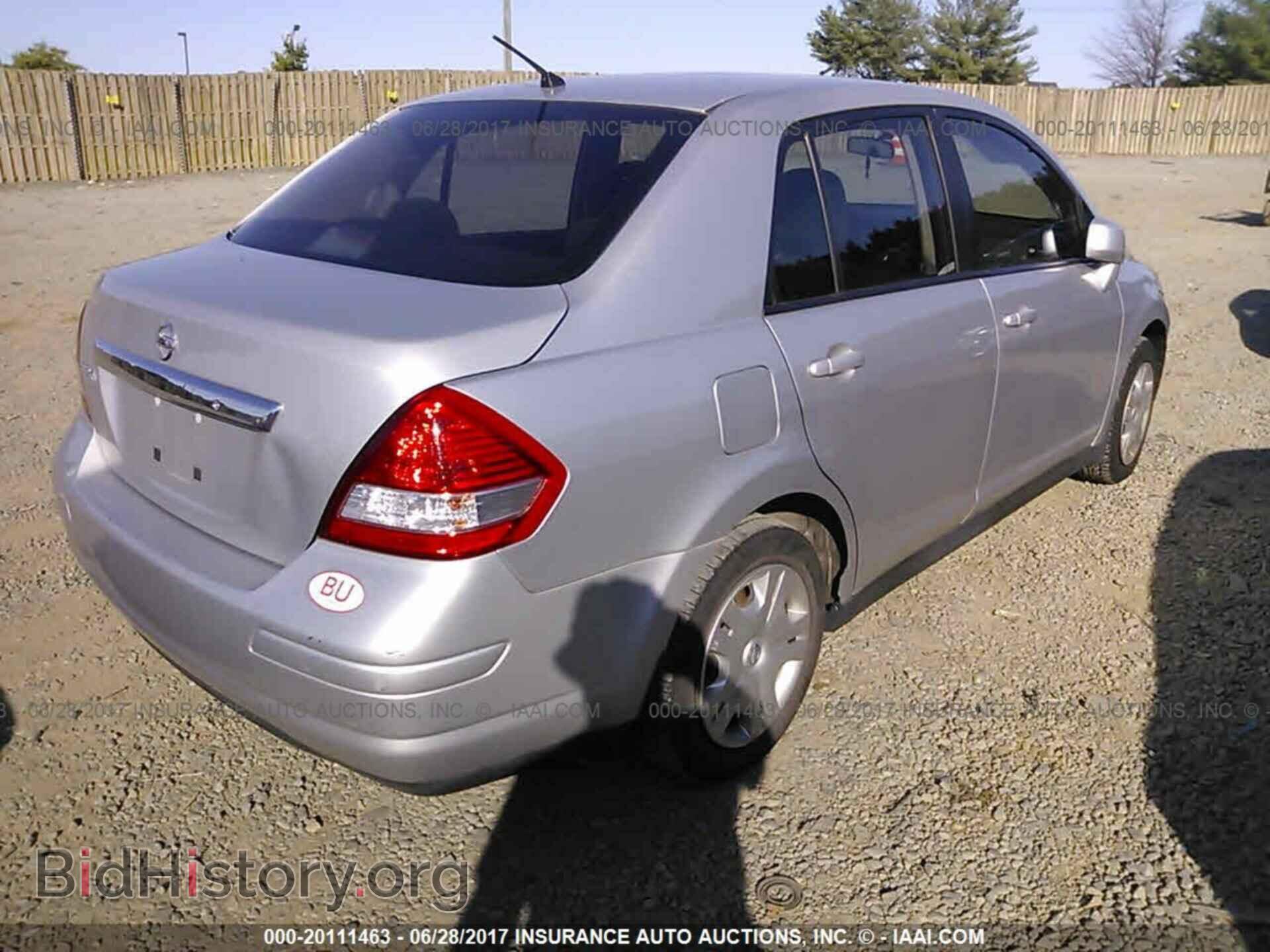 2011 Nissan Versa - VIN: 3N1BC1AP2BL459010 - Фото 4