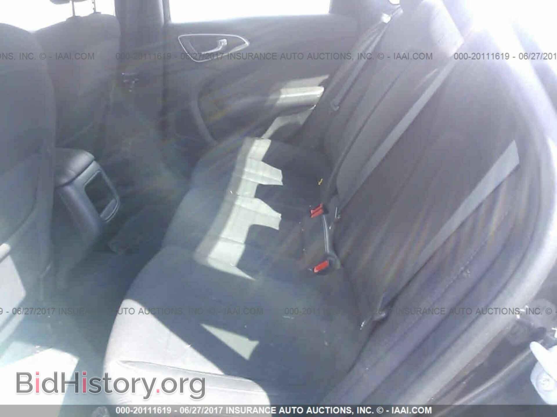2016 Chrysler 200 - VIN: 1C3CCCAB9GN117485 - Photo 8