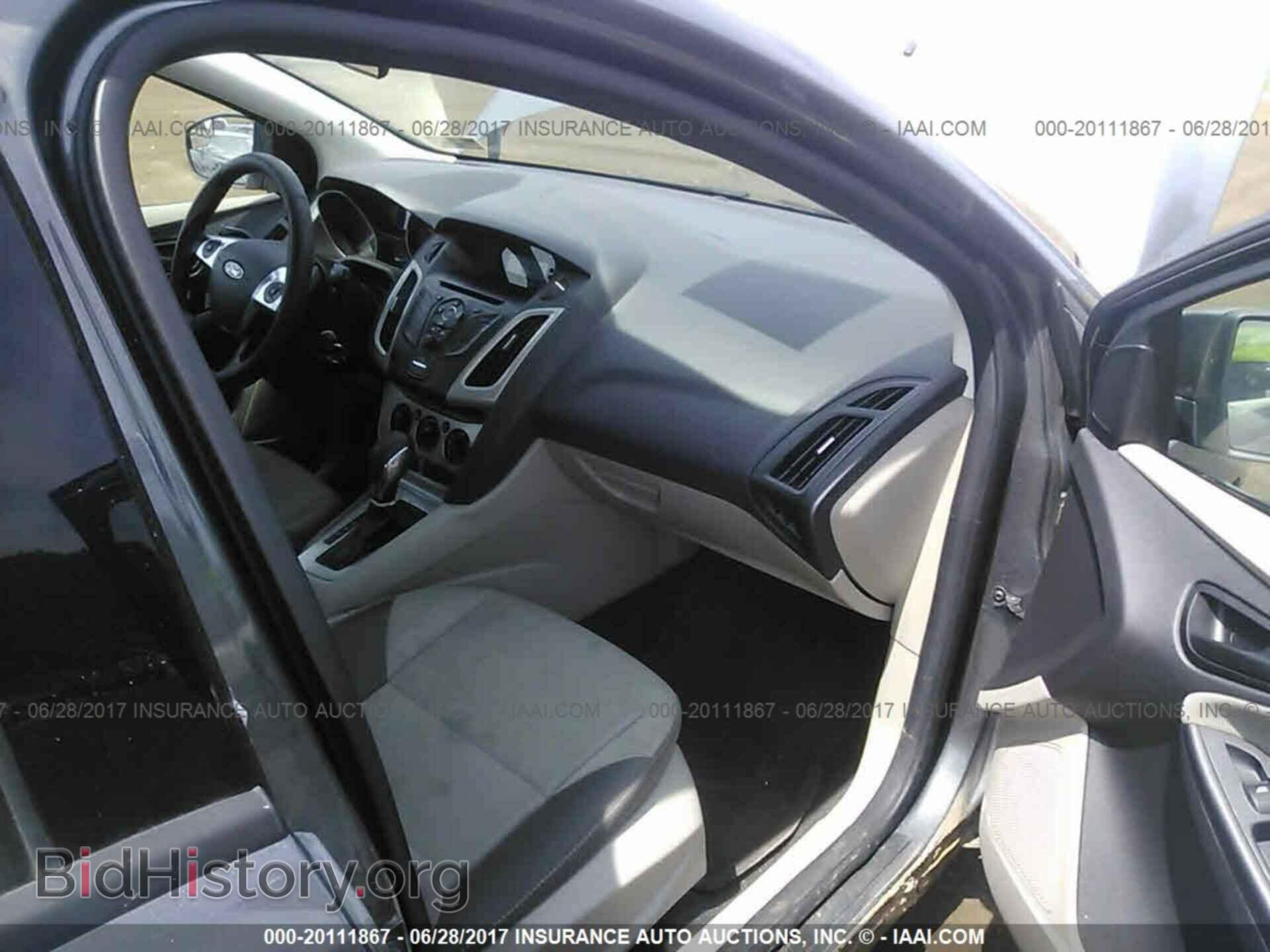 2012 Ford Focus - VIN: 1FAHP3K26CL411457 - Photo 5
