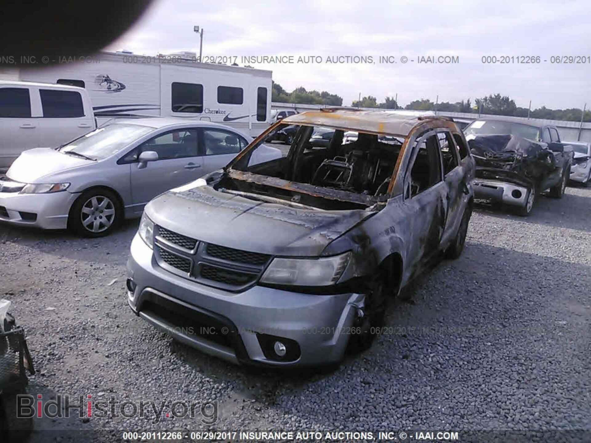 2016 Dodge Journey - VIN: 3C4PDCBBXGT139701 - Photo 2