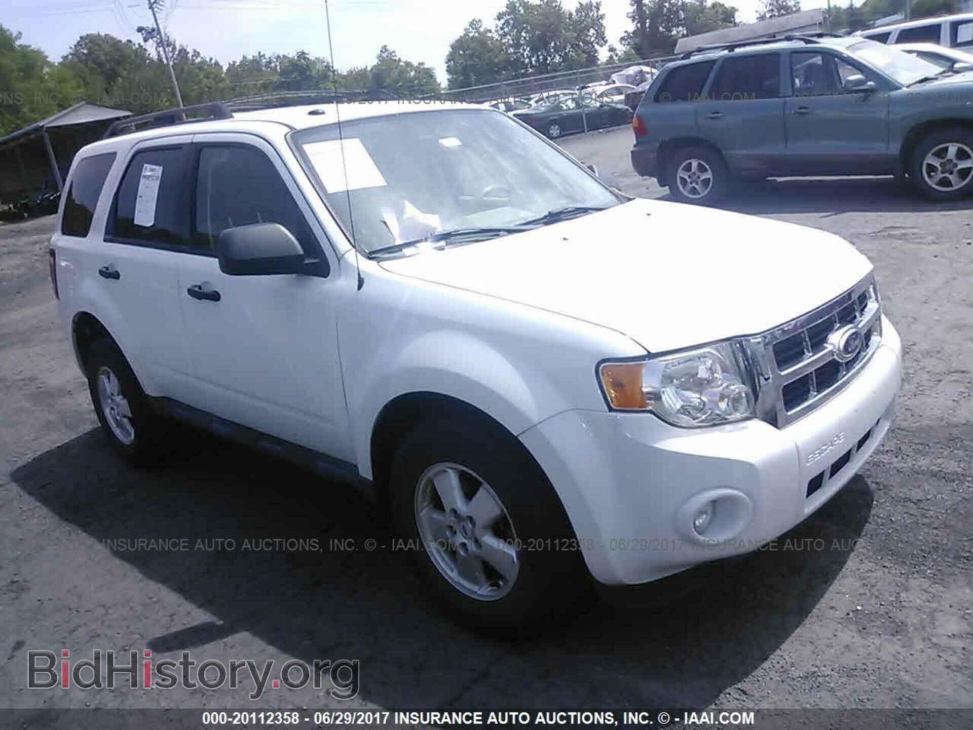 Photo 1FMCU9DG0BKC66862 - Ford Escape 2011