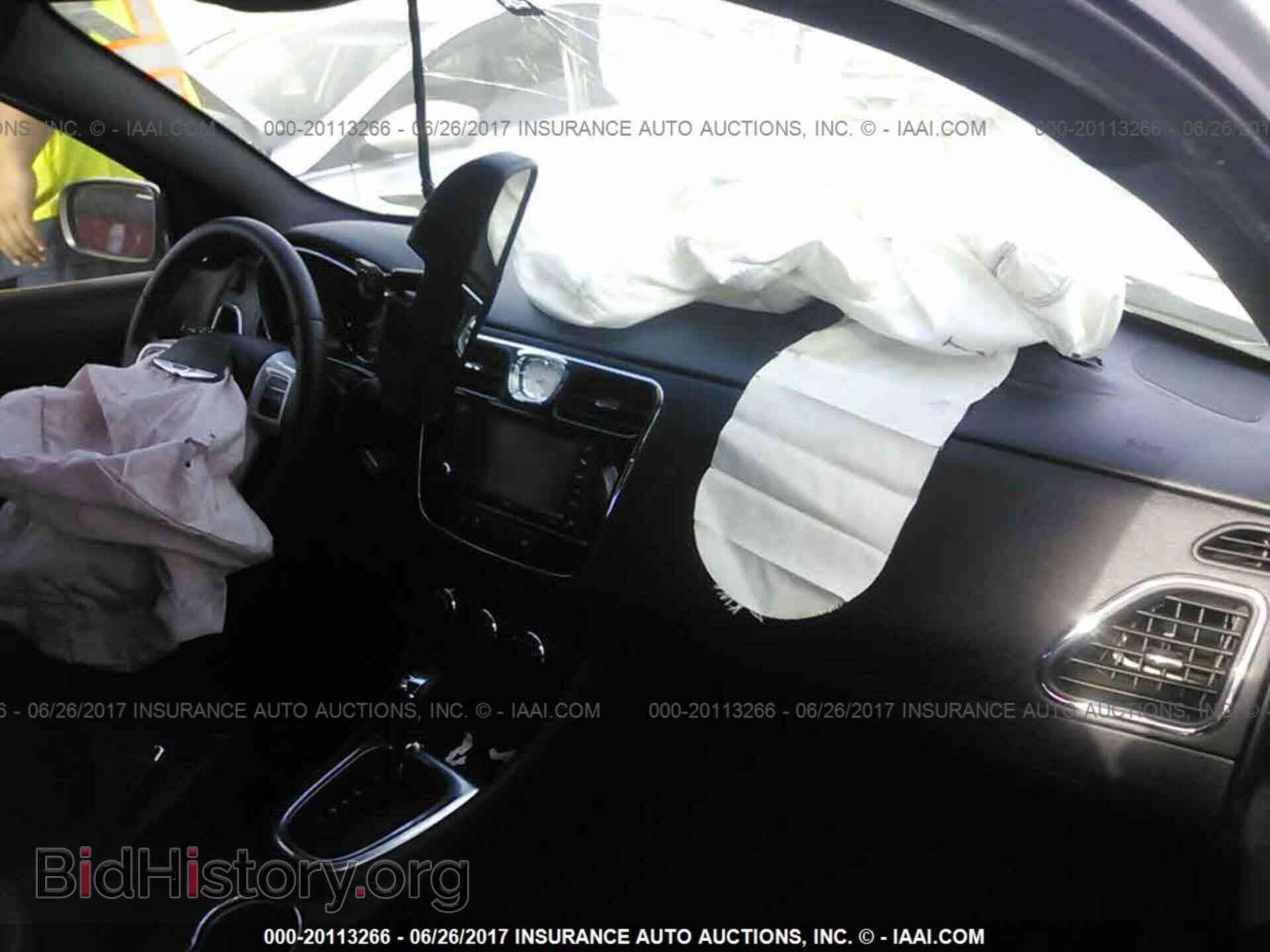 2012 Chrysler 200 - VIN: 1C3CCBHG3CN221735 - Фото 5