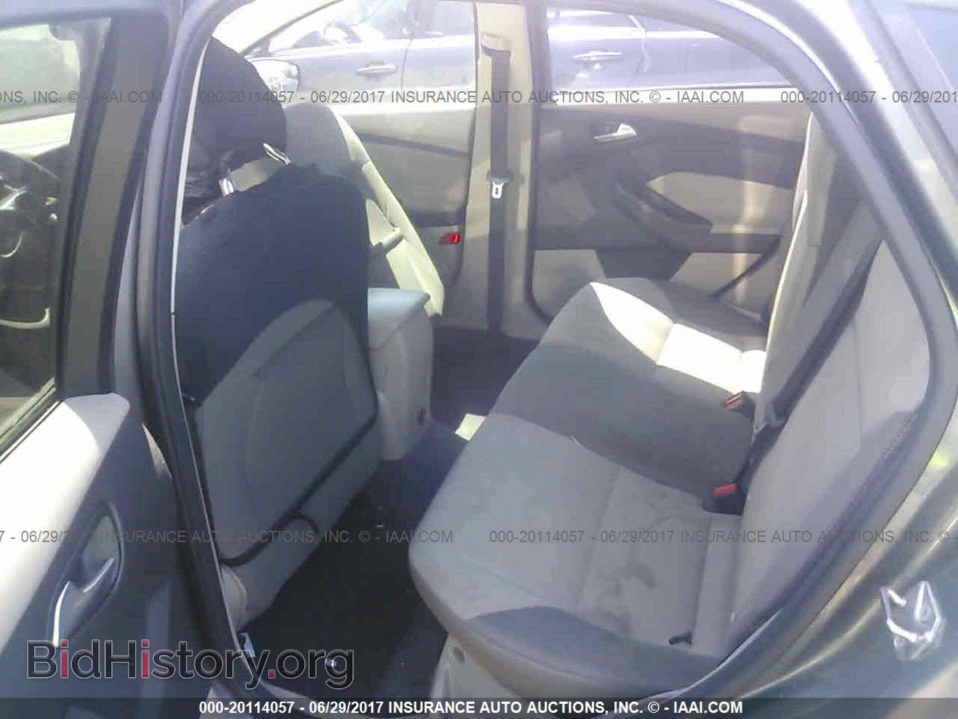 2012 Ford Focus - VIN: 1FAHP3K26CL302304 - Photo 8