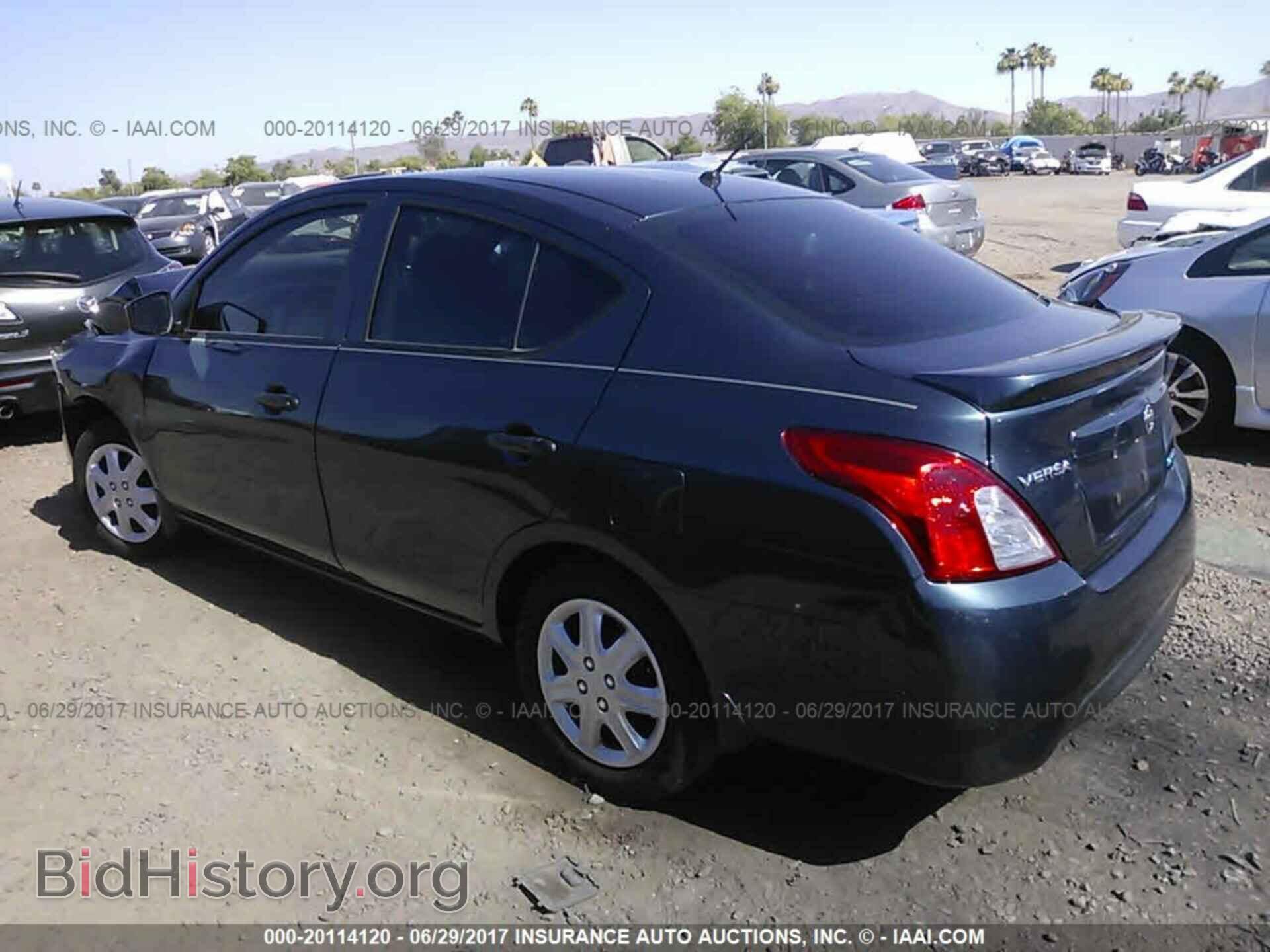 2016 Nissan Versa - VIN: 3N1CN7AP2GL817666 - Фото 3