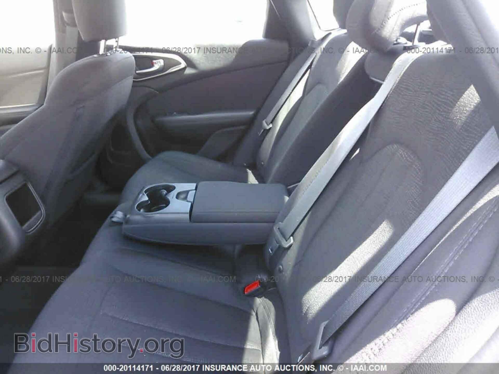 2016 Chrysler 200 - VIN: 1C3CCCAB4GN161720 - Фото 8
