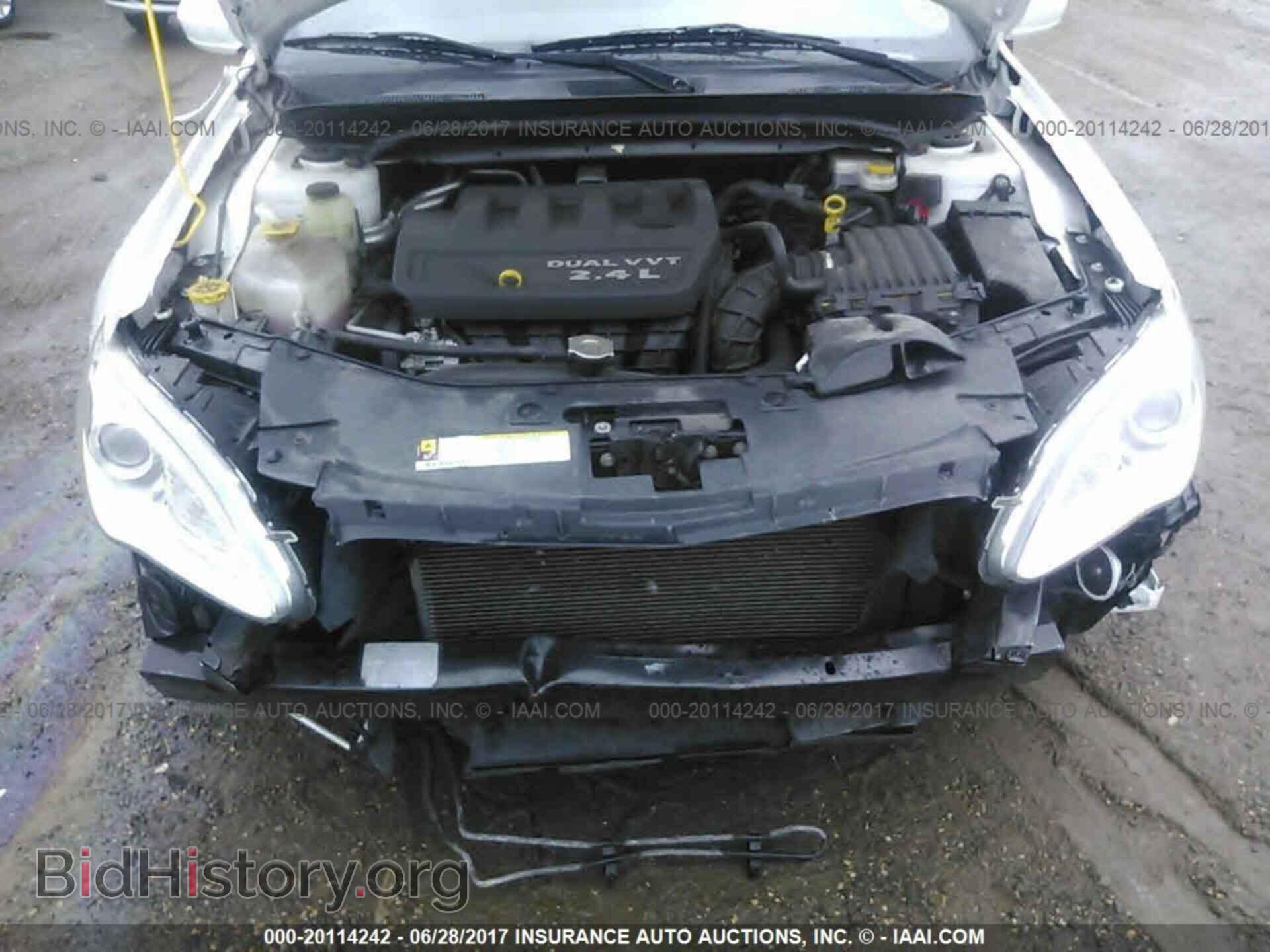 2013 Chrysler 200 - VIN: 1C3CCBAB0DN640707 - Photo 10