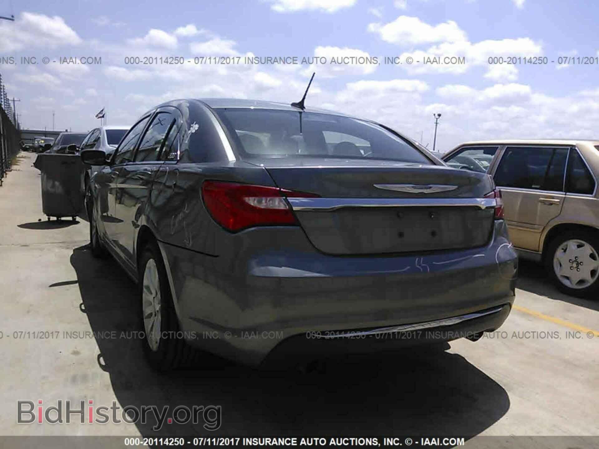 2012 Chrysler 200 - VIN: 1C3CCBBG4CN164616 - Фото 3
